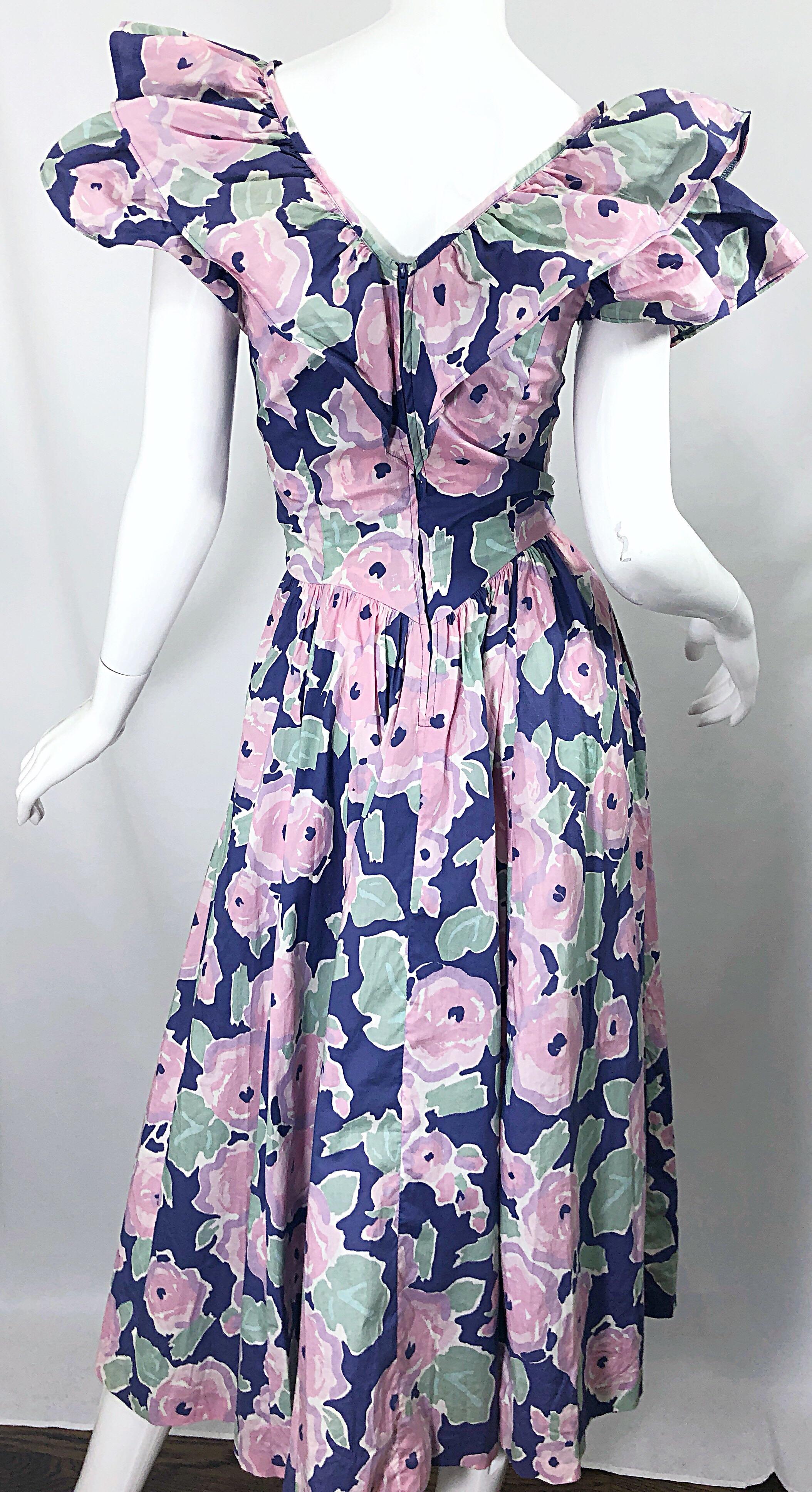 Laura Ashley Batsheva 80s Sz 6 Viola Rosa Avant Garde Vintage Floral Midi Dress In condizioni ottime in vendita a San Diego, CA