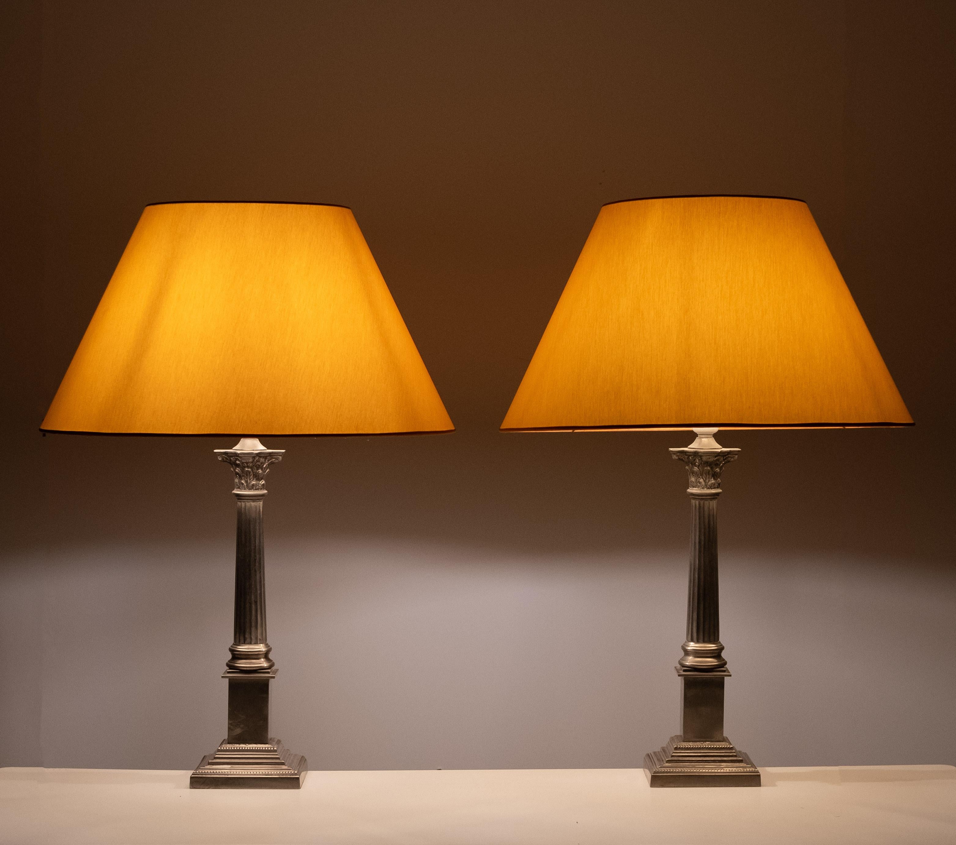 Paire de lampes de table Laura Ashley Colum en nickel en vente 1