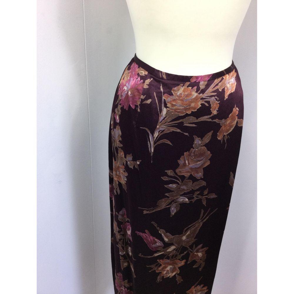 Laura Ashley Viscose Skirt in Burgundy In Good Condition In Carnate, IT