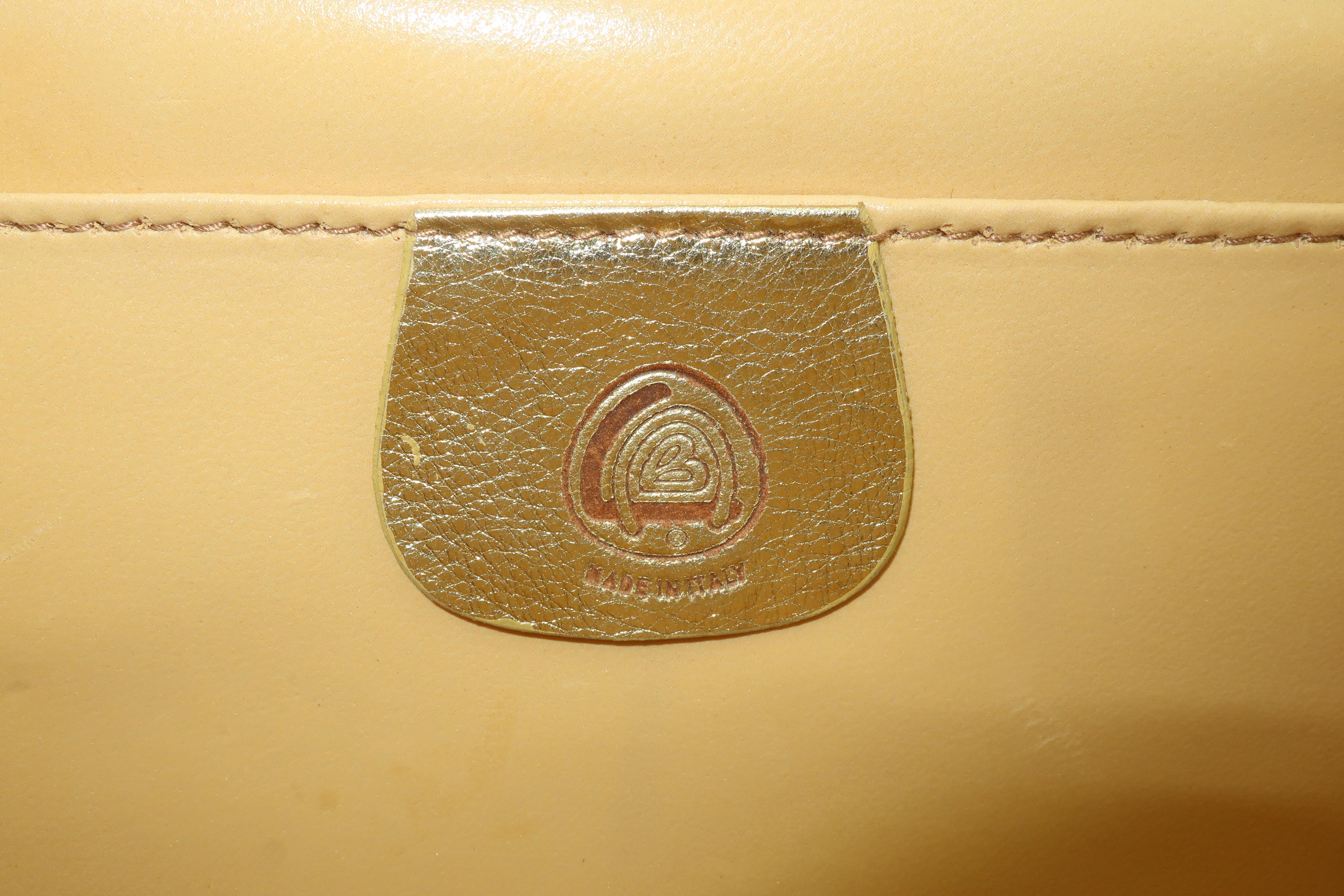 Laura Biagiotti Attributed Gold Leather Handbag, 1970's For Sale 8