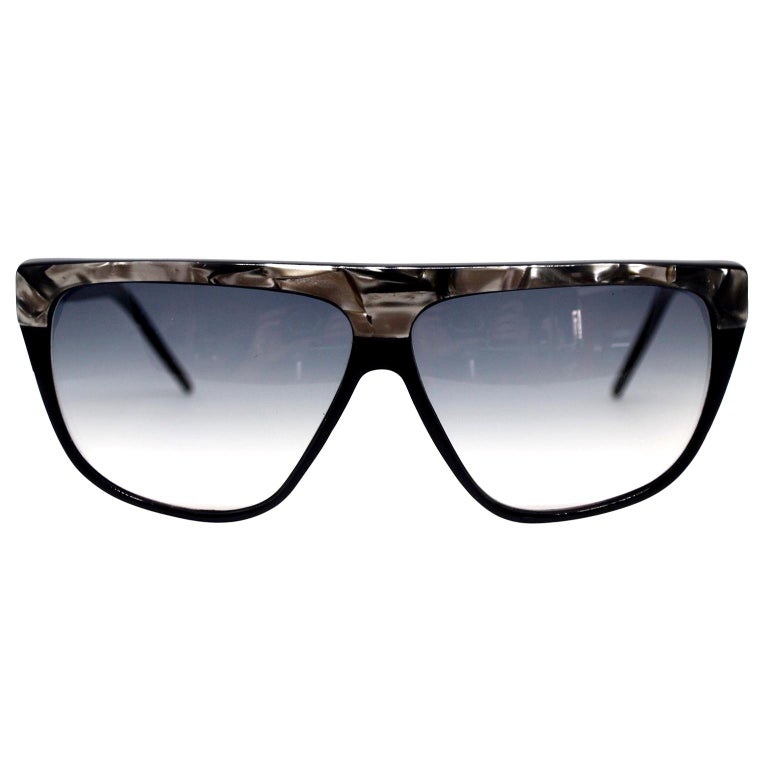 Laura Biagiotti Black and Silver Marbled Vintage Sunglasses For Sale at  1stDibs | laura biagiotti sunglasses, laura biagiotti glasses, laura  biagiotti vintage sunglasses