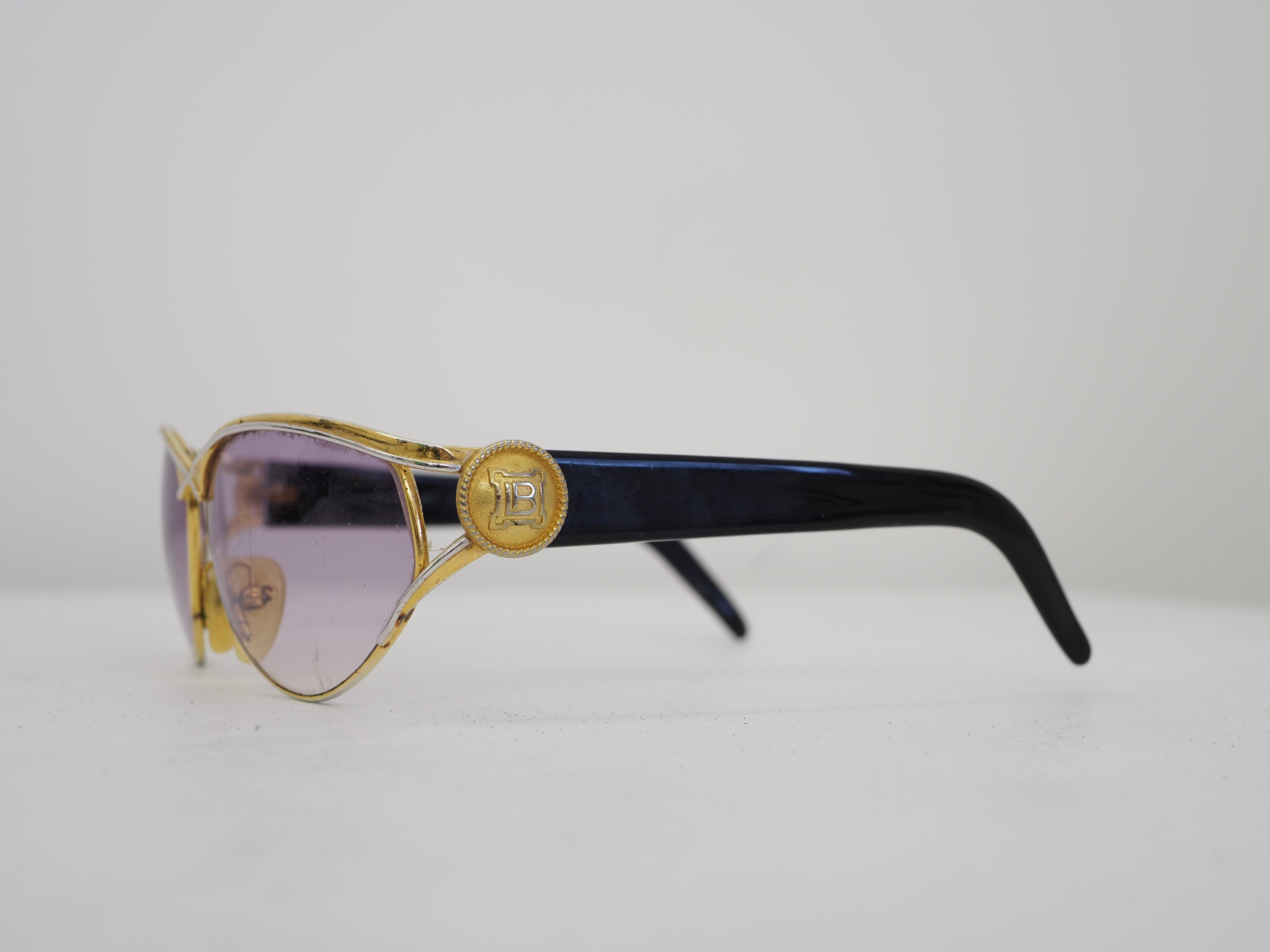 Mehrfarbige Sonnenbrille von Laura Biagiotti für Damen oder Herren im Angebot