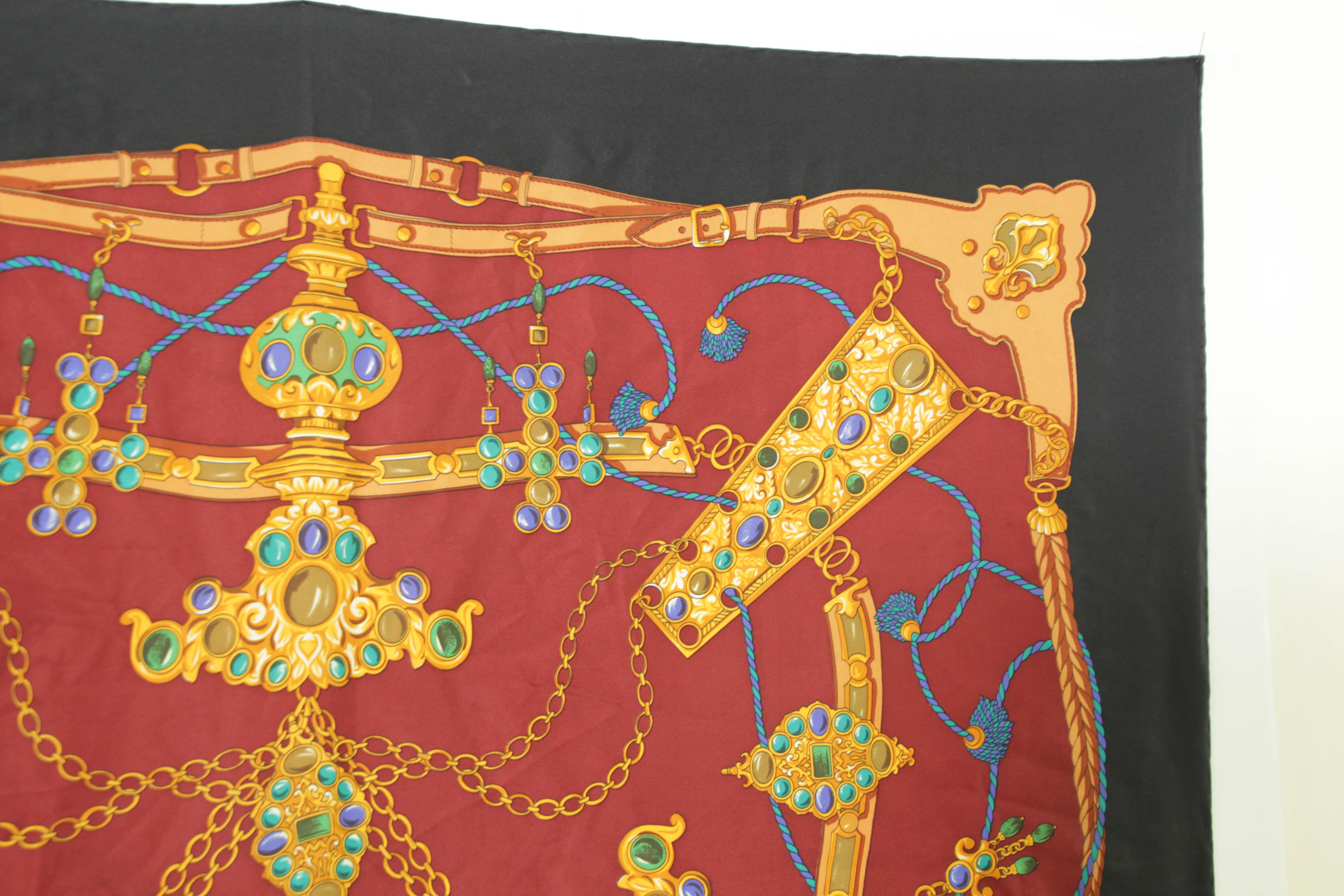 Laura Biagiotti Seidenschal, handgerollte Ränder, Goldschmuckdruck, Italien im Angebot 13