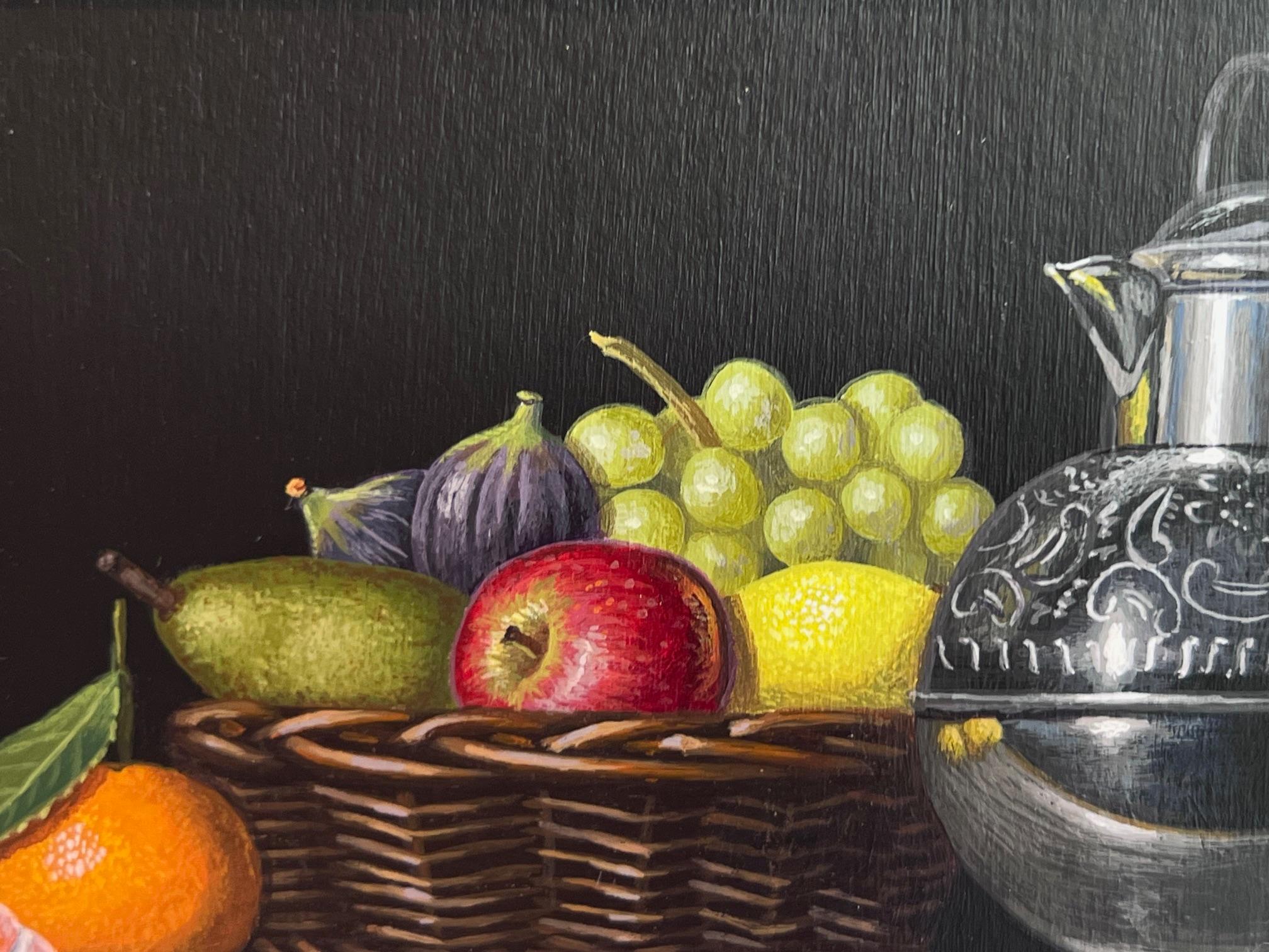 Silver Water Jug - original realismus stillleben malerei - zeitgenössische kunst (Realismus), Painting, von Laura Critchlow