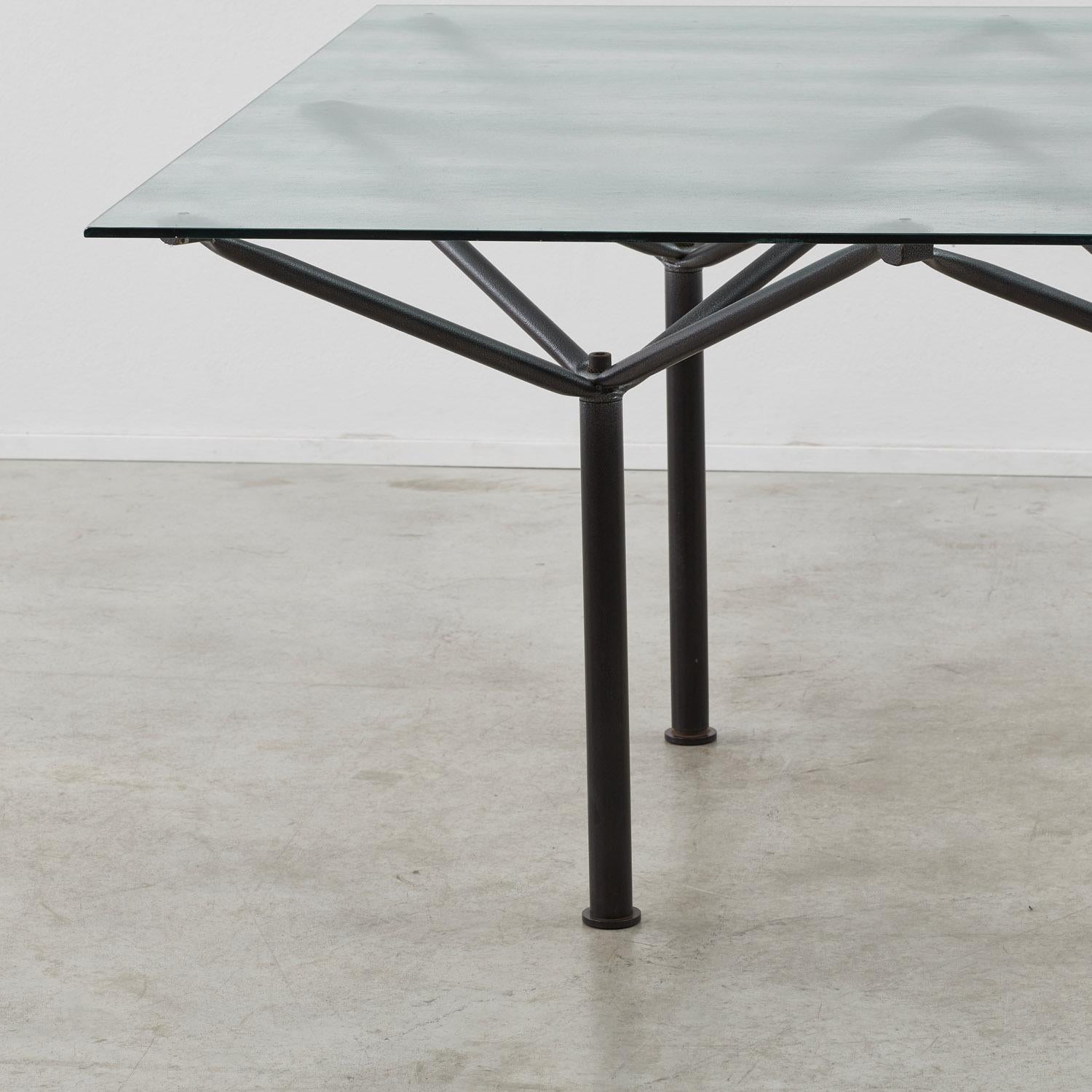 Mesa de comedor Laura de Lorenzo & Stefano De Lorenzo Ponte d'Acqua para Pallucco, 1981 Lacado en venta