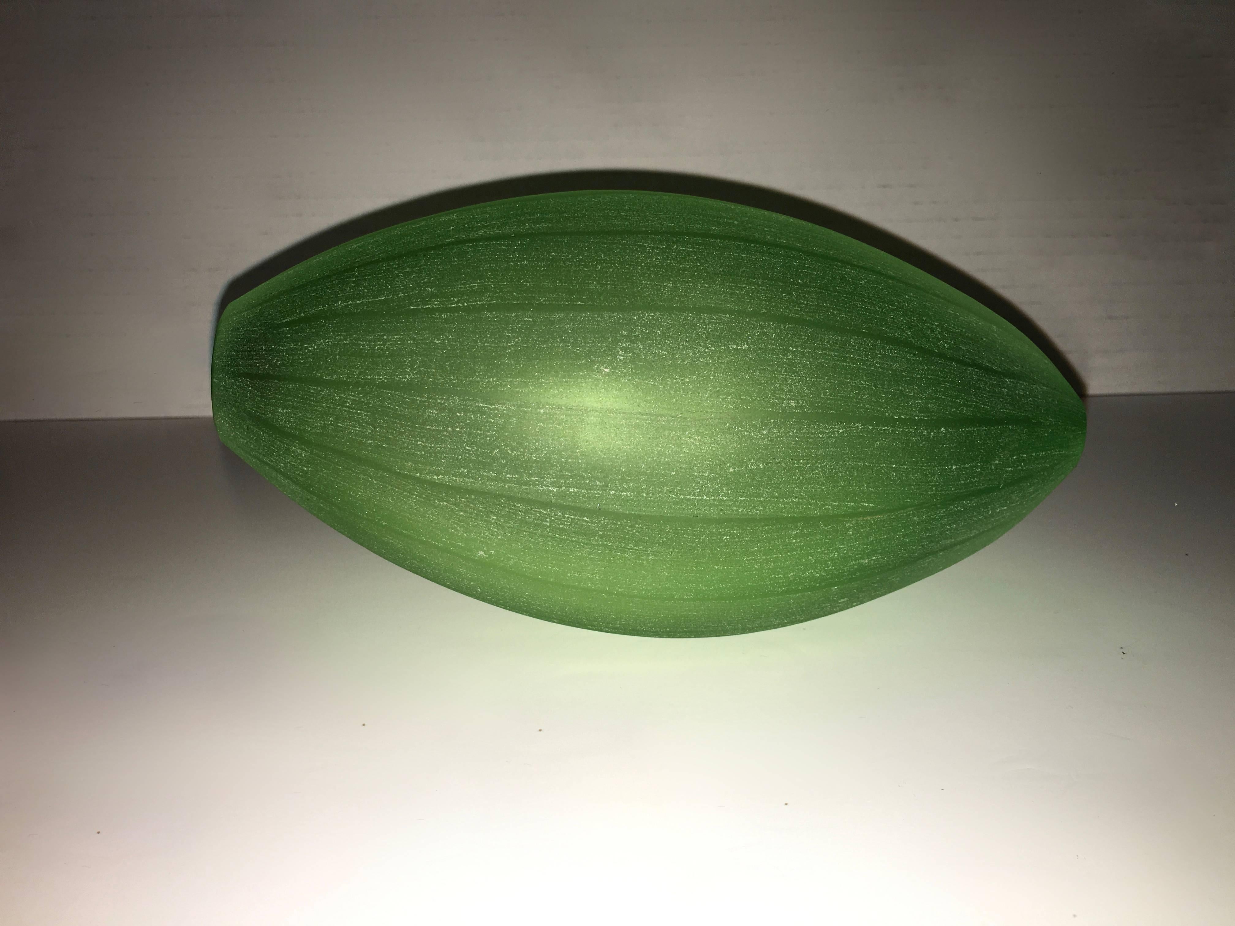 Vase sculpté en verre de Murano soufflé à la main en forme de fruits facettés pour Arcade en vente 4