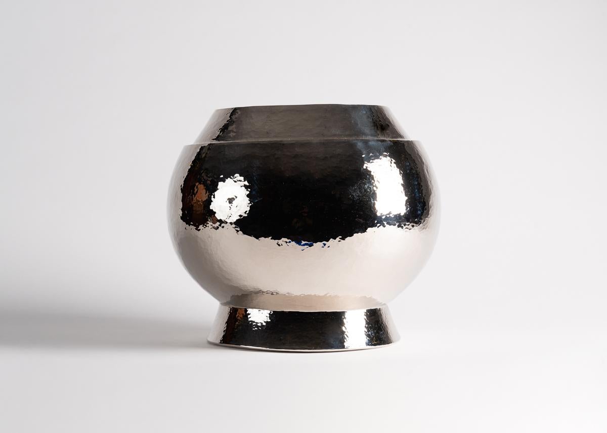 Laura Kirar, Florero Grande, Silver Washed Hammered Copper Vessel, Mexico, 2018 In Good Condition For Sale In New York, NY