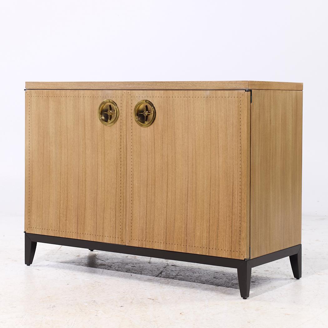 Laura Kirar for Baker Arca Chest Cabinet Credenza - Pair Siglo XXI y contemporáneo en venta