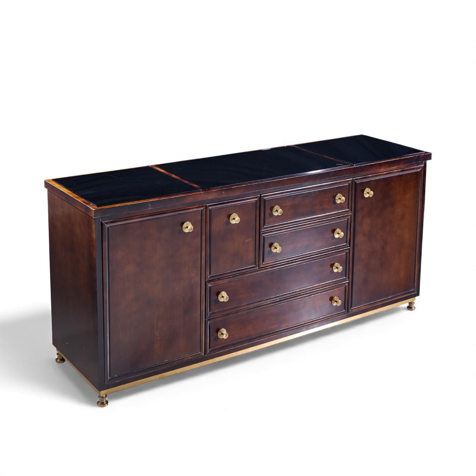 Laura Kirar for Baker Dansu Walnut and Brass Credenza in vendita 3