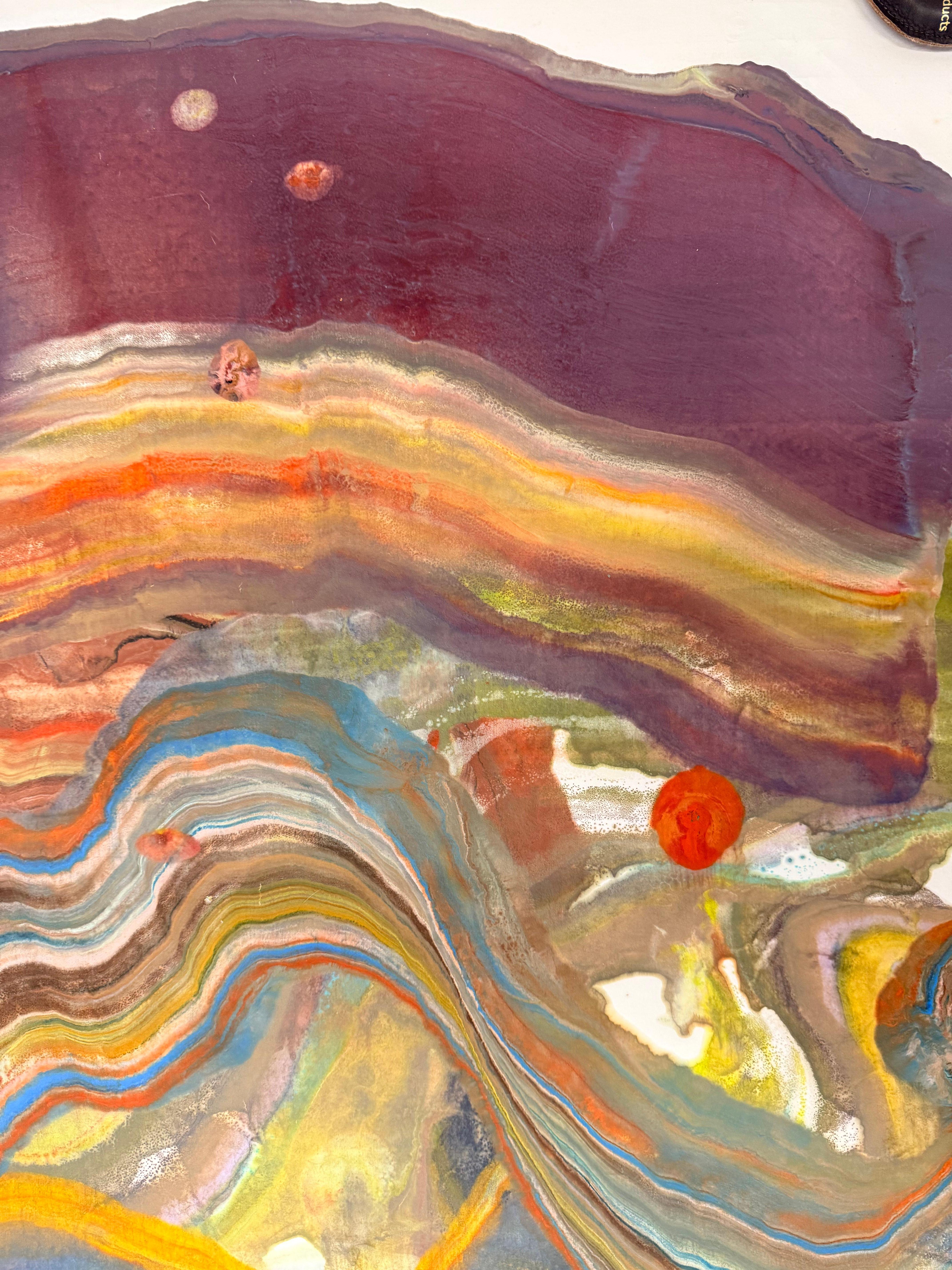 Cueva submarina - Geología abstracta Monotipo encáustico Azul Verde Amarillo, 2024 - Abstract Print Gris de Laura Moriarty