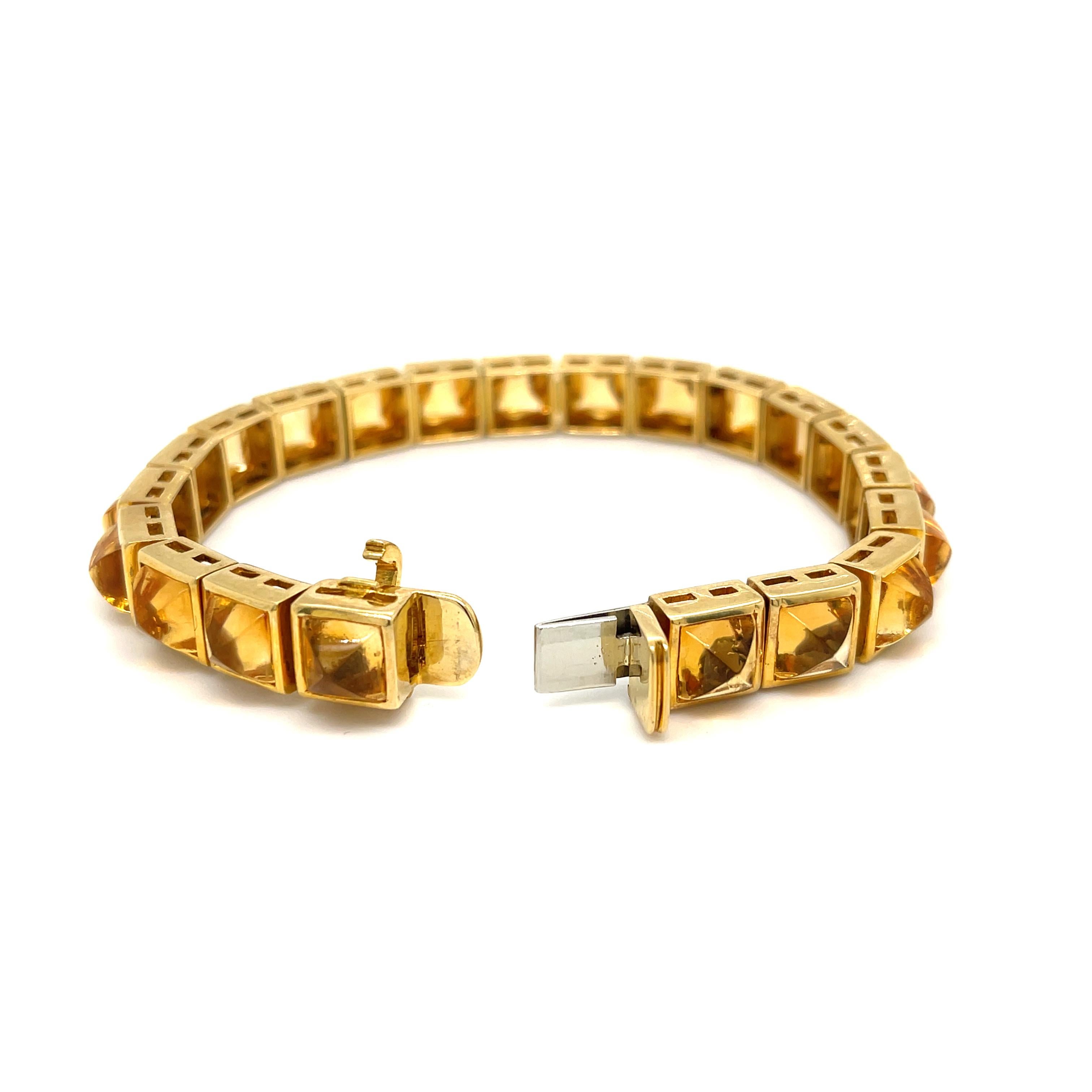 Sugarloaf Cabochon Laura Munder Citrine Bracelet 18k Yellow Gold For Sale