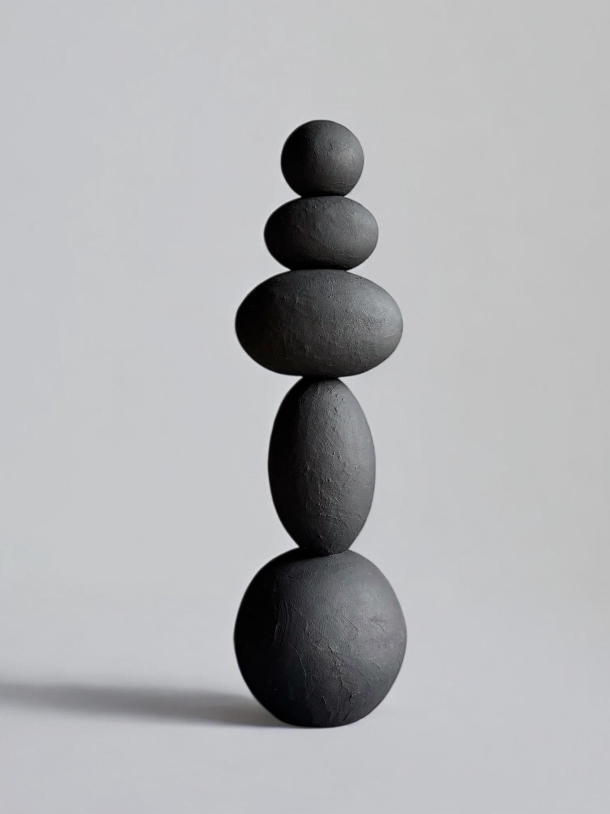 Scultura Totem Nera in Ceramica, 2025 - 'Zia tranquilla' in vendita 7