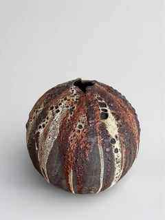 DROPS 2.0 Zeitgenössische Skulptur, handgefertigtes Steingut, 33cm