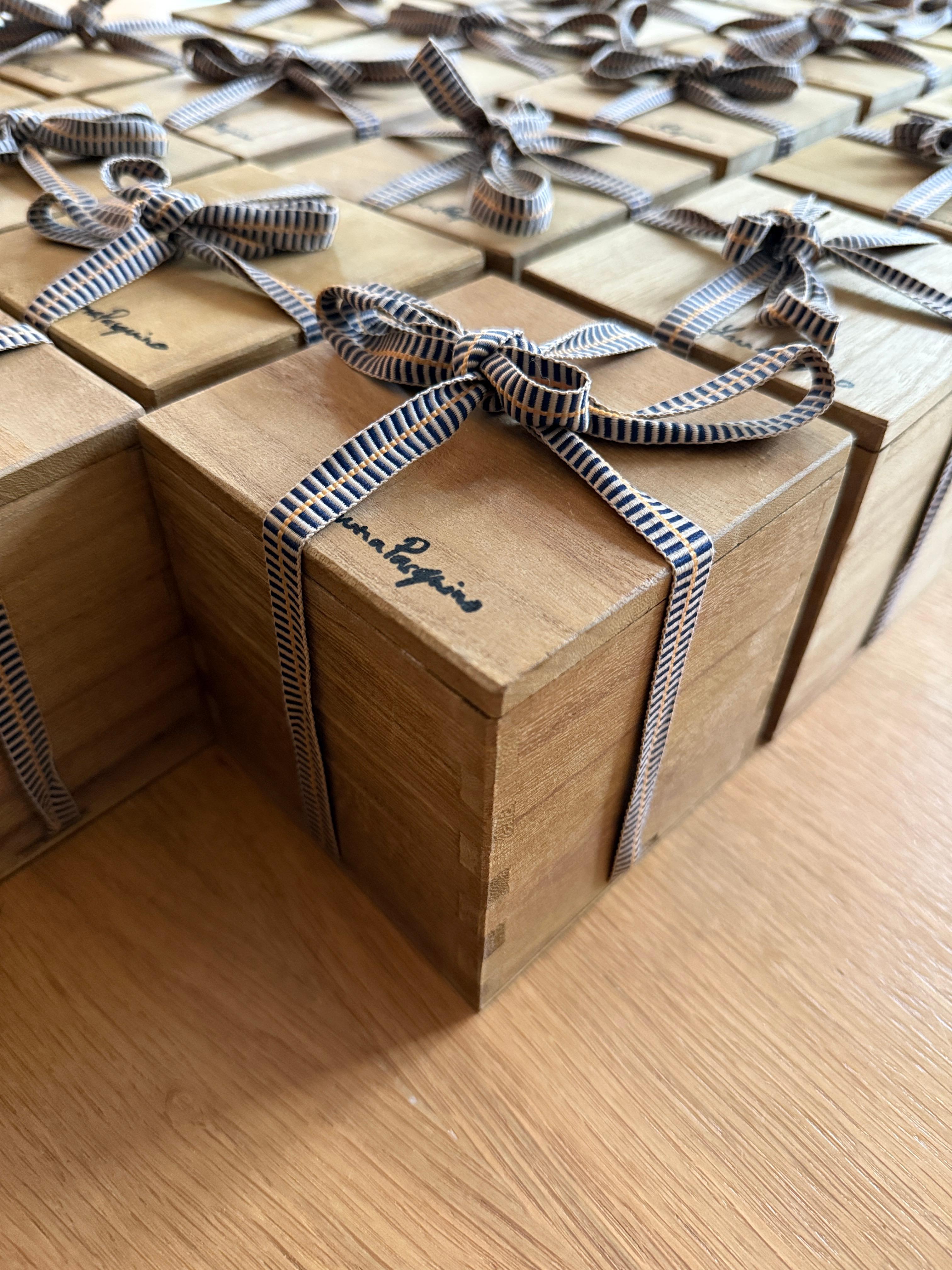 Miniature Ceramic Sculpture with Smooth Surface, Laura Pasquino - 'Celadon 2' For Sale 6