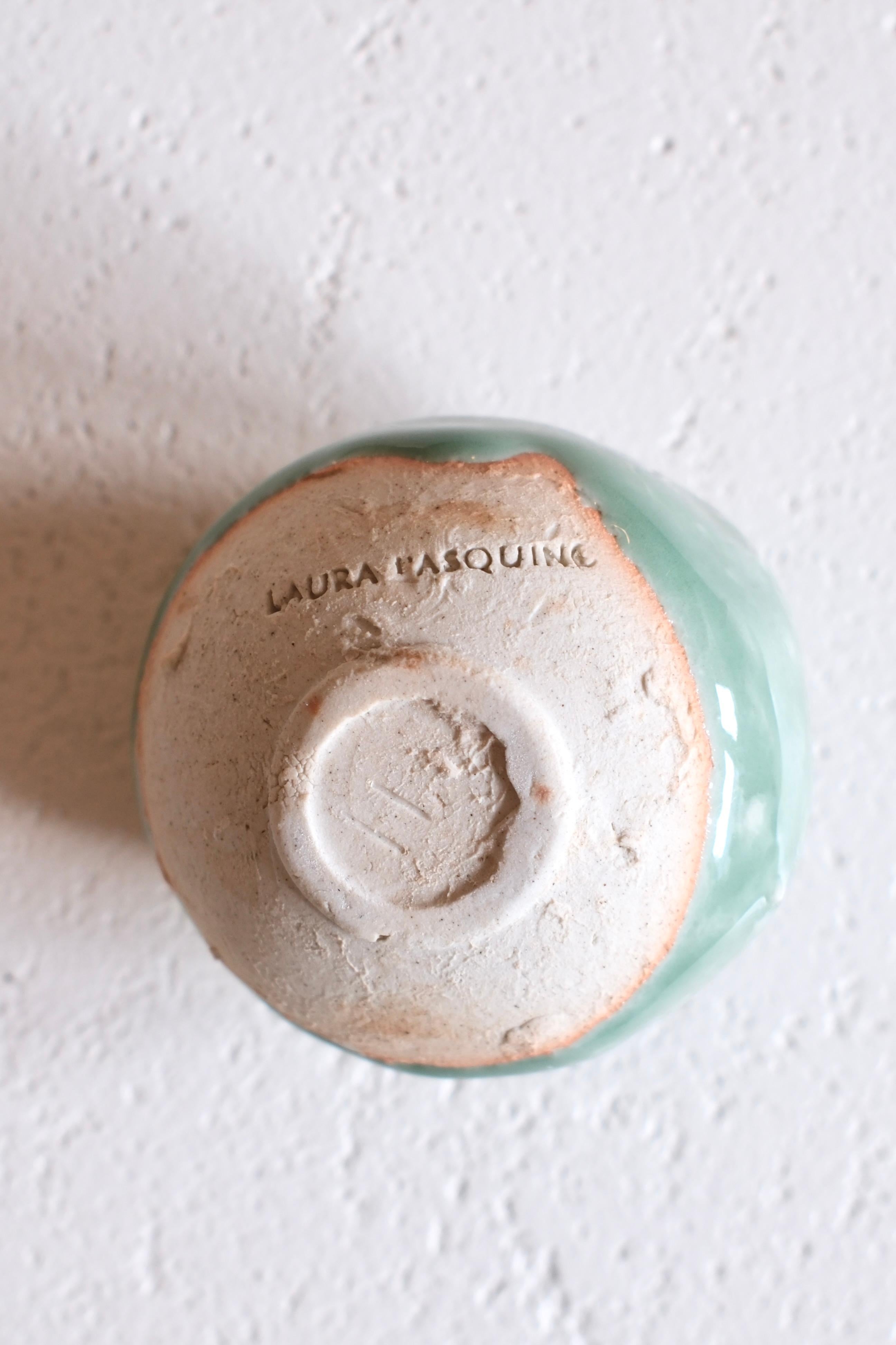 Sculpture miniature en céramique à surface lisse, Laura Pasquino - 