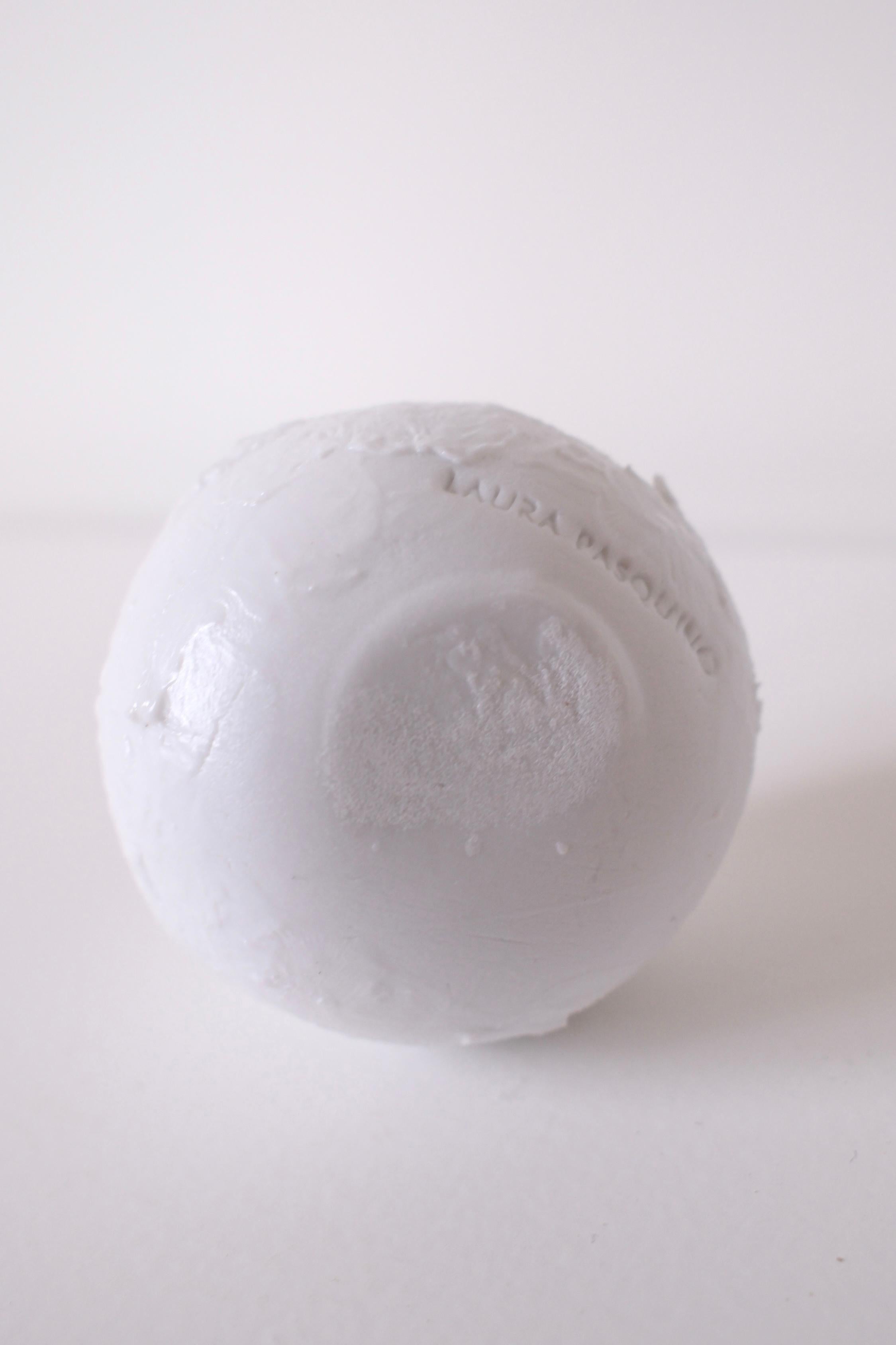 Pequeña Escultura de Cerámica con Textura, Laura Pasquino - Miniatura 'Super Blanco 1 5