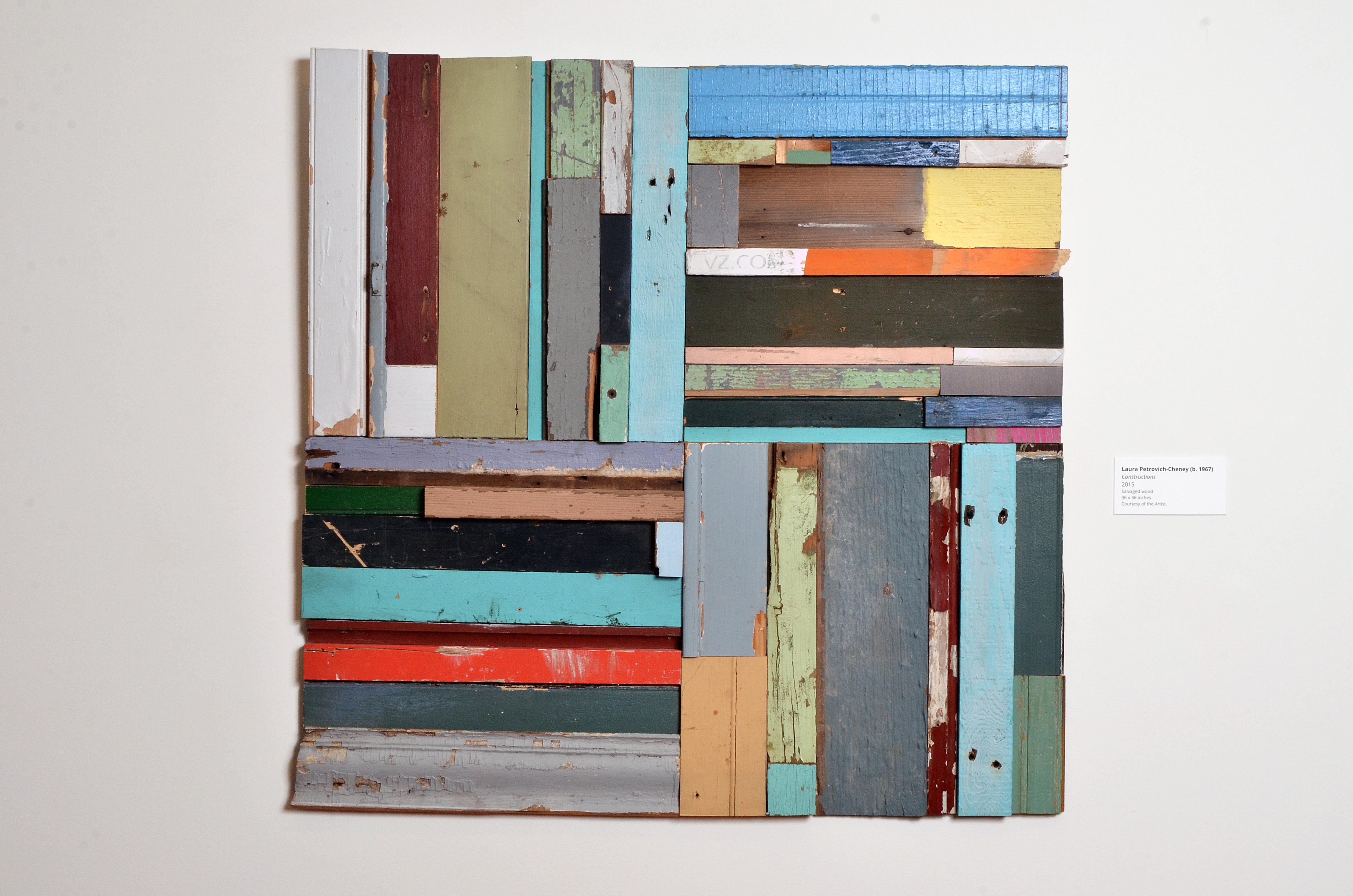 Constructions di Laura Petrovich Cheney - Opera d'arte geometrica in legno contemporanea in vendita 3