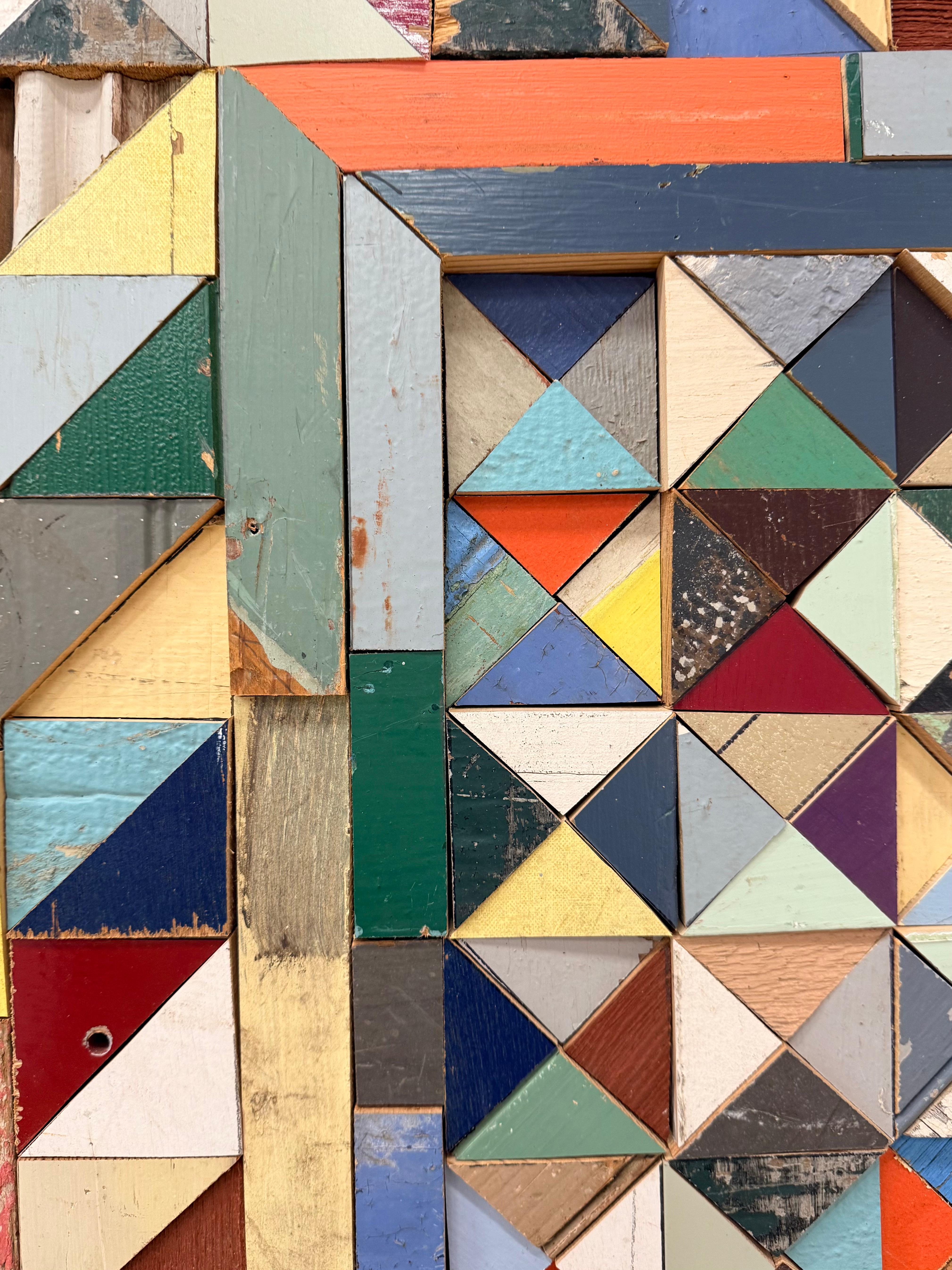 Rounding the Corner - Sculpture murale en bois récupéré, 2023 en vente 8