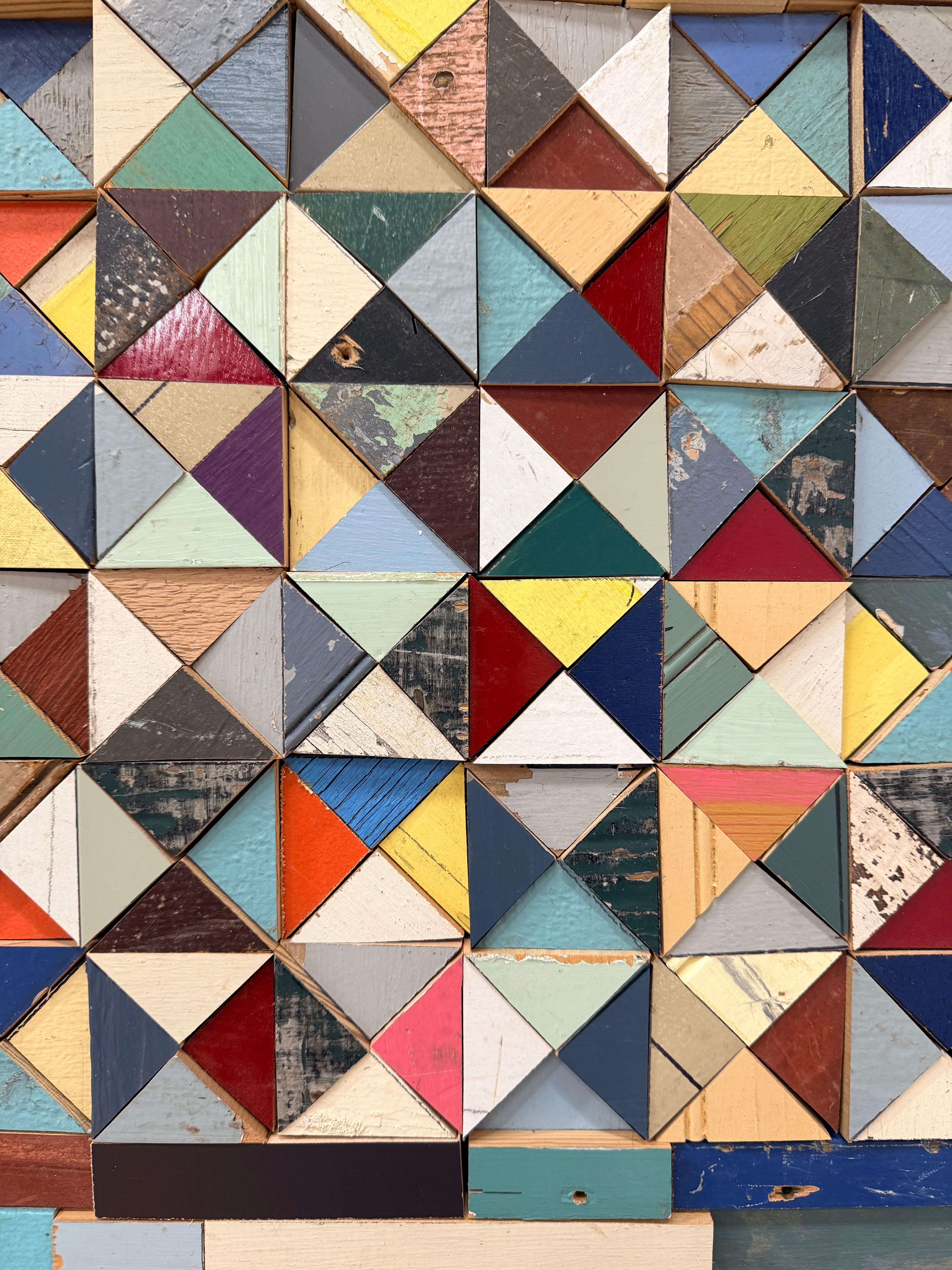 Rounding the Corner - Sculpture murale en bois récupéré, 2023 en vente 2