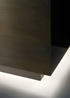 Laurameroni "Light Cube", lampada cubica moderna da tavolo o da terra in metallo