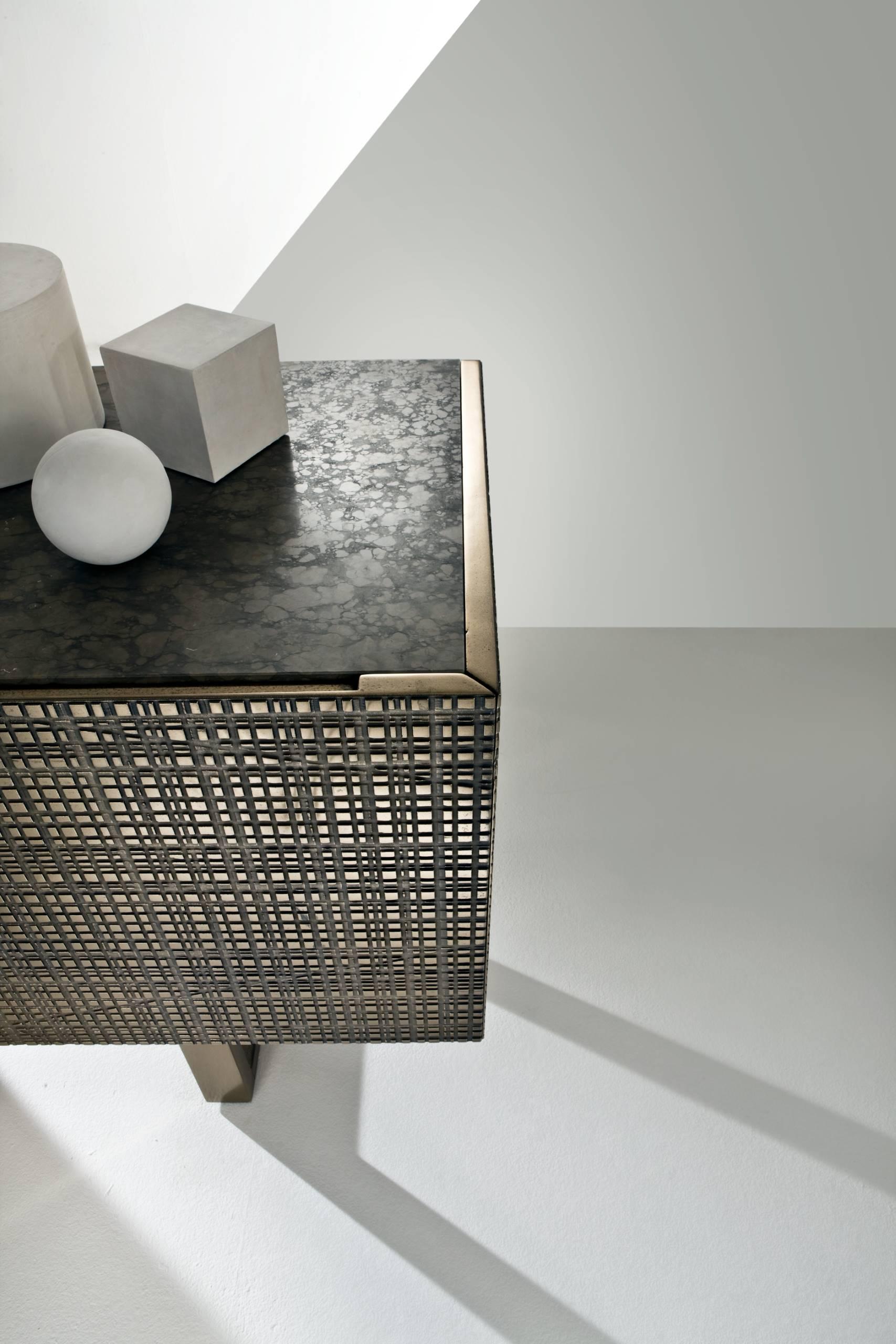 Laurameroni „Maxima“ Sideboard aus Bronze, liquidem Metall und Marmor von Bartoli Design (Moderne) im Angebot