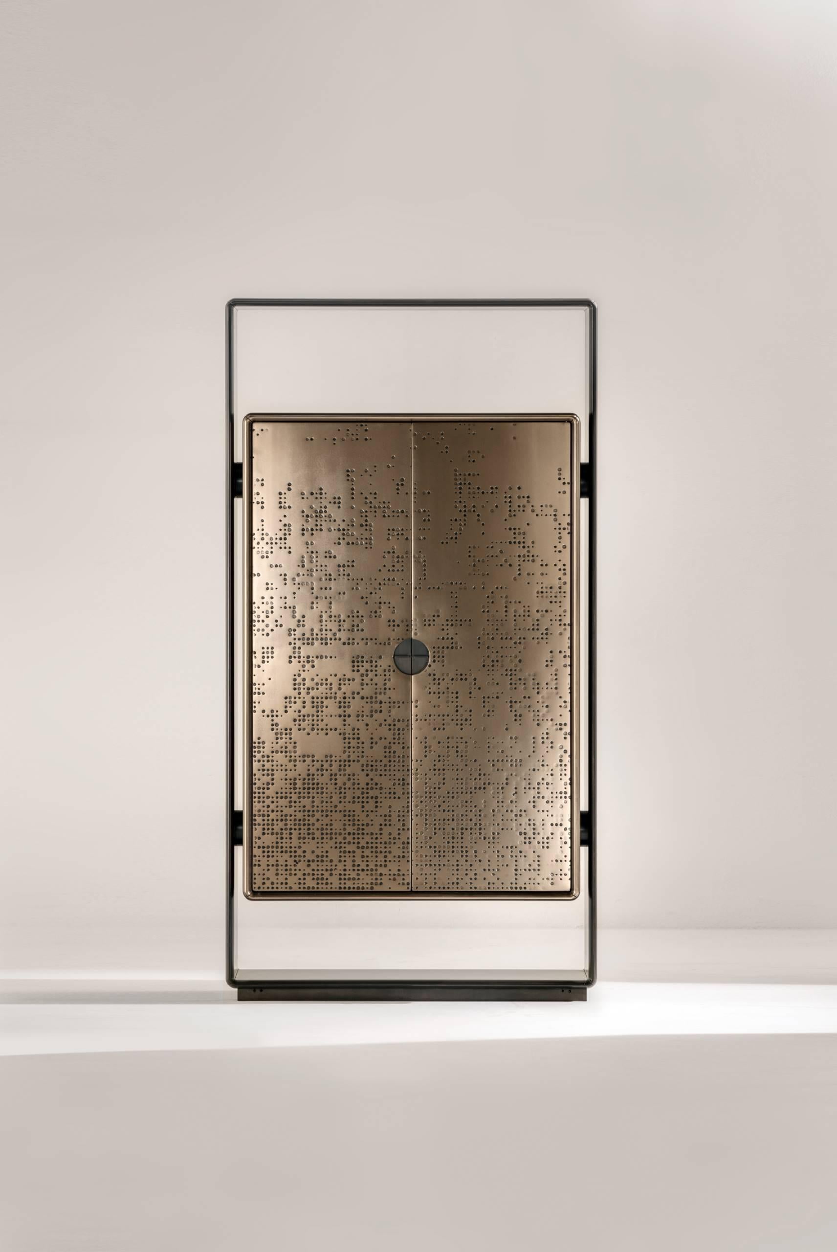 Moderne Grand meuble de rangement moderne Laurameroni « Talento Unlimited » en métal liquide bronze en vente