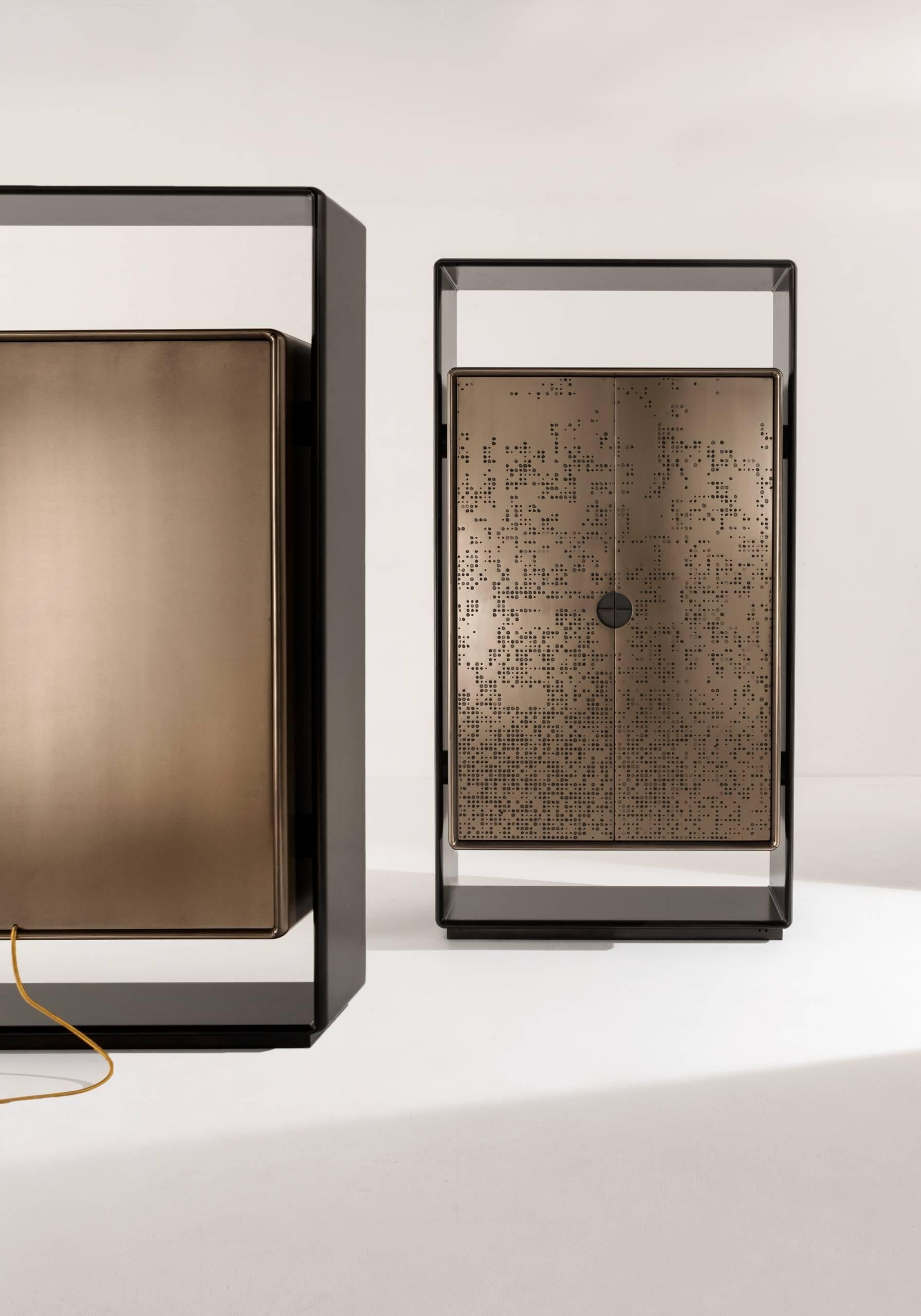 XXIe siècle et contemporain Grand meuble de rangement moderne Laurameroni « Talento Unlimited » en métal liquide bronze en vente