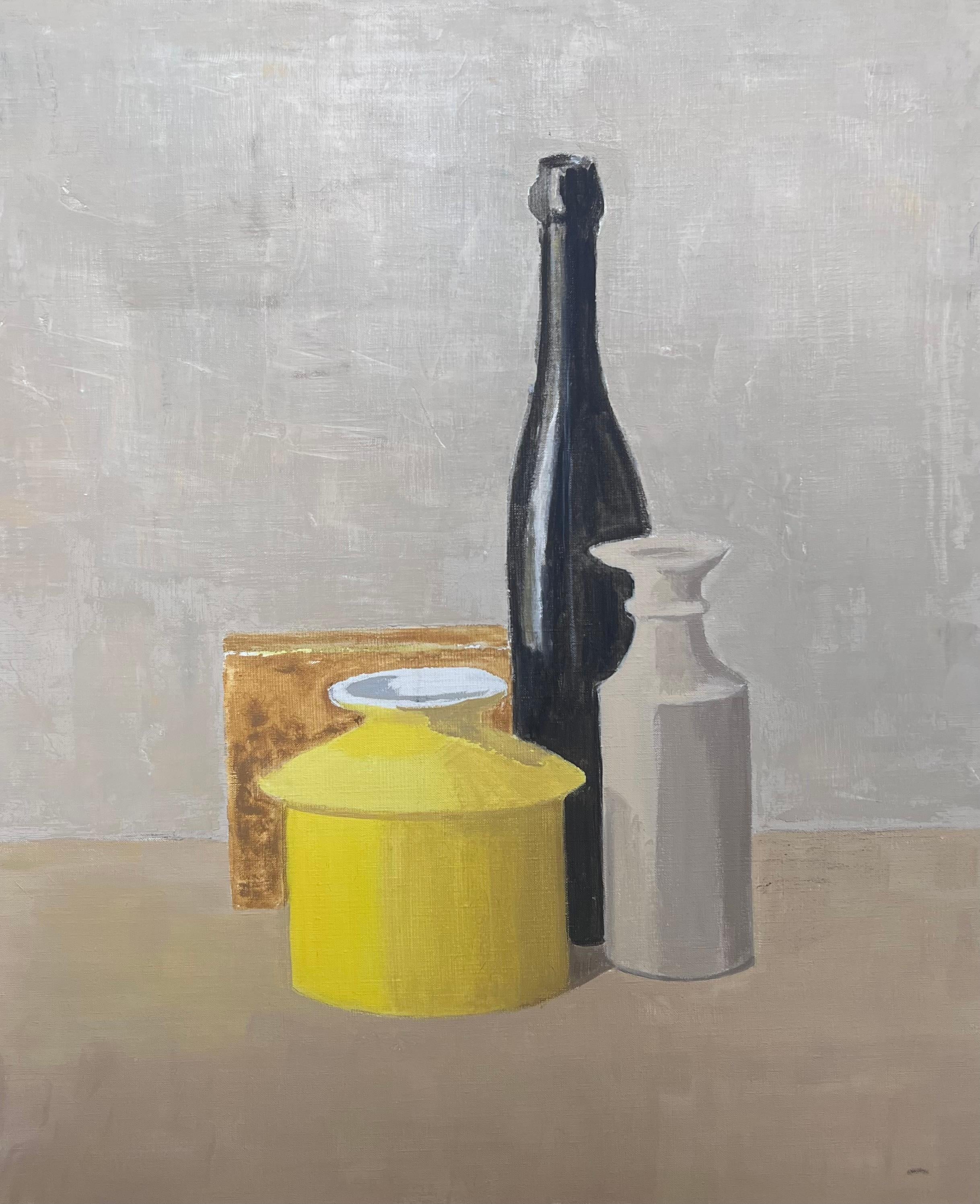 Peinture à l
huile moderniste française du 20e siècle Nature morte à la bouteille de vin et au vase jaune