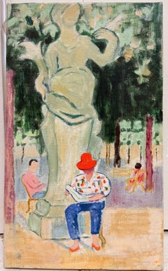 Personnage coiffé d'un chapeau coloré, en train de lire à l'ombre d'une statue classique dans les jardins de Paris – Français