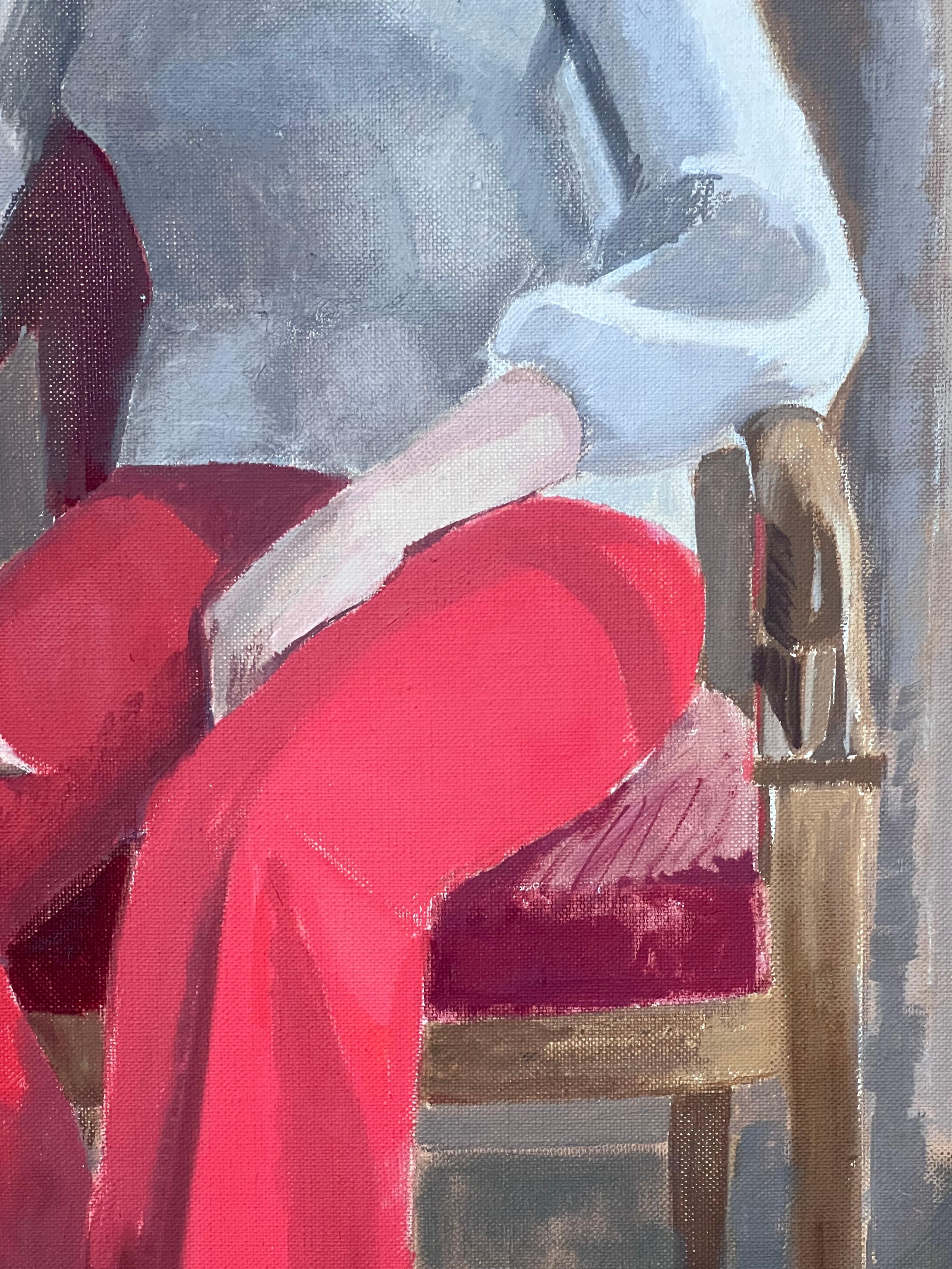 Feine 20. Jahrhundert Französisch Modernist Ölgemälde Mädchen in roten Hosen (Grau), Interior Painting, von Laure Noetzin-Azam (French 1929-2024)