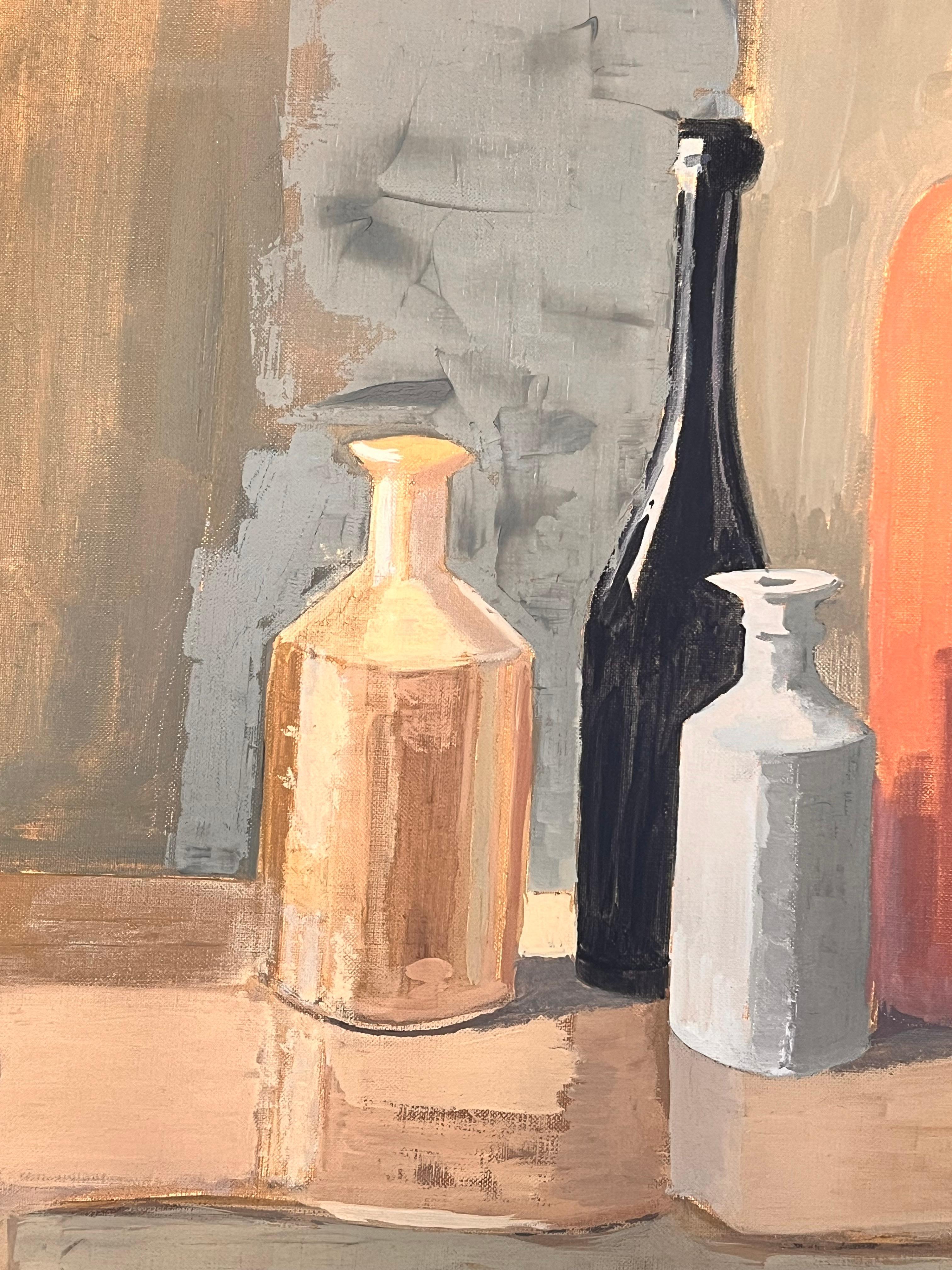 Feine 20. Jahrhundert Französisch Modernist Ölgemälde Stillleben Flaschen & Vasen (Beige), Interior Painting, von Laure Noetzin-Azam (French 1929-2024)