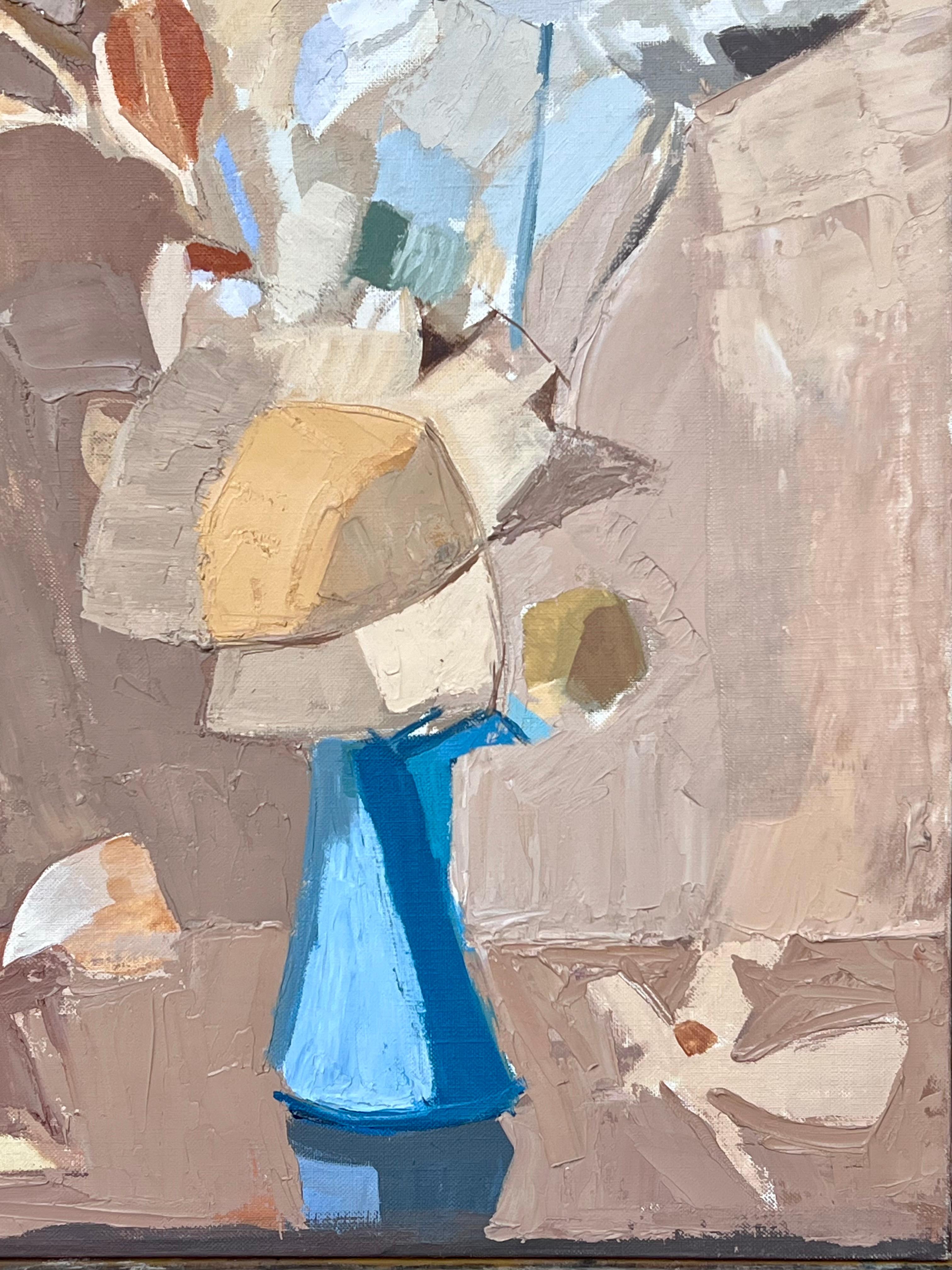 Feine 20. Jahrhundert Französisch Post kubistischen Ölgemälde Stillleben in blauen Vase (Kubismus), Painting, von Laure Noetzin-Azam (French 1929-2024)