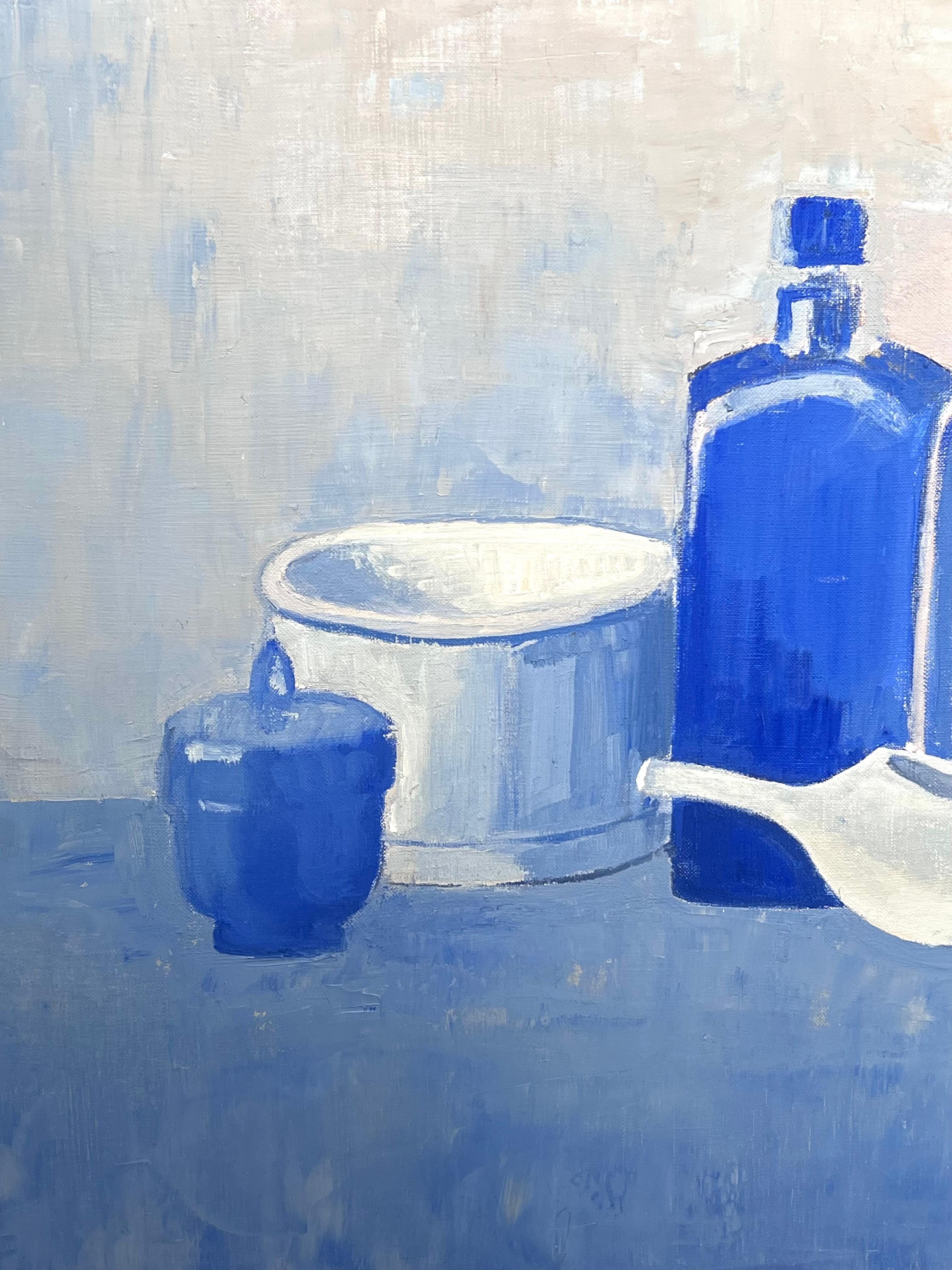Stilleben in Blau 20. Jahrhundert Französisch Modernist Ölgemälde (Moderne), Painting, von Laure Noetzin-Azam (French 1929-2024)