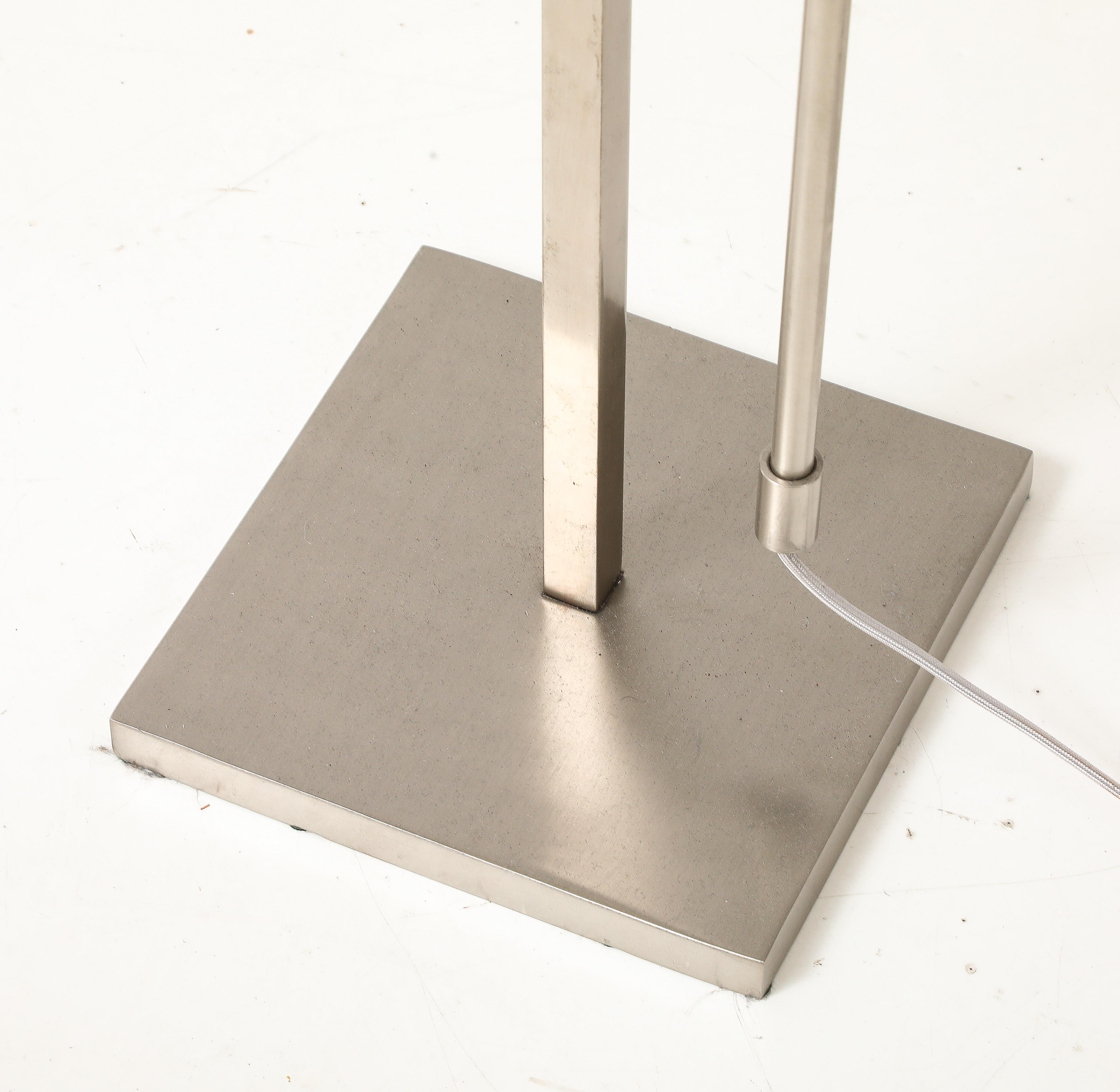 Lampadaire Laurel brossé nickel en vente 6