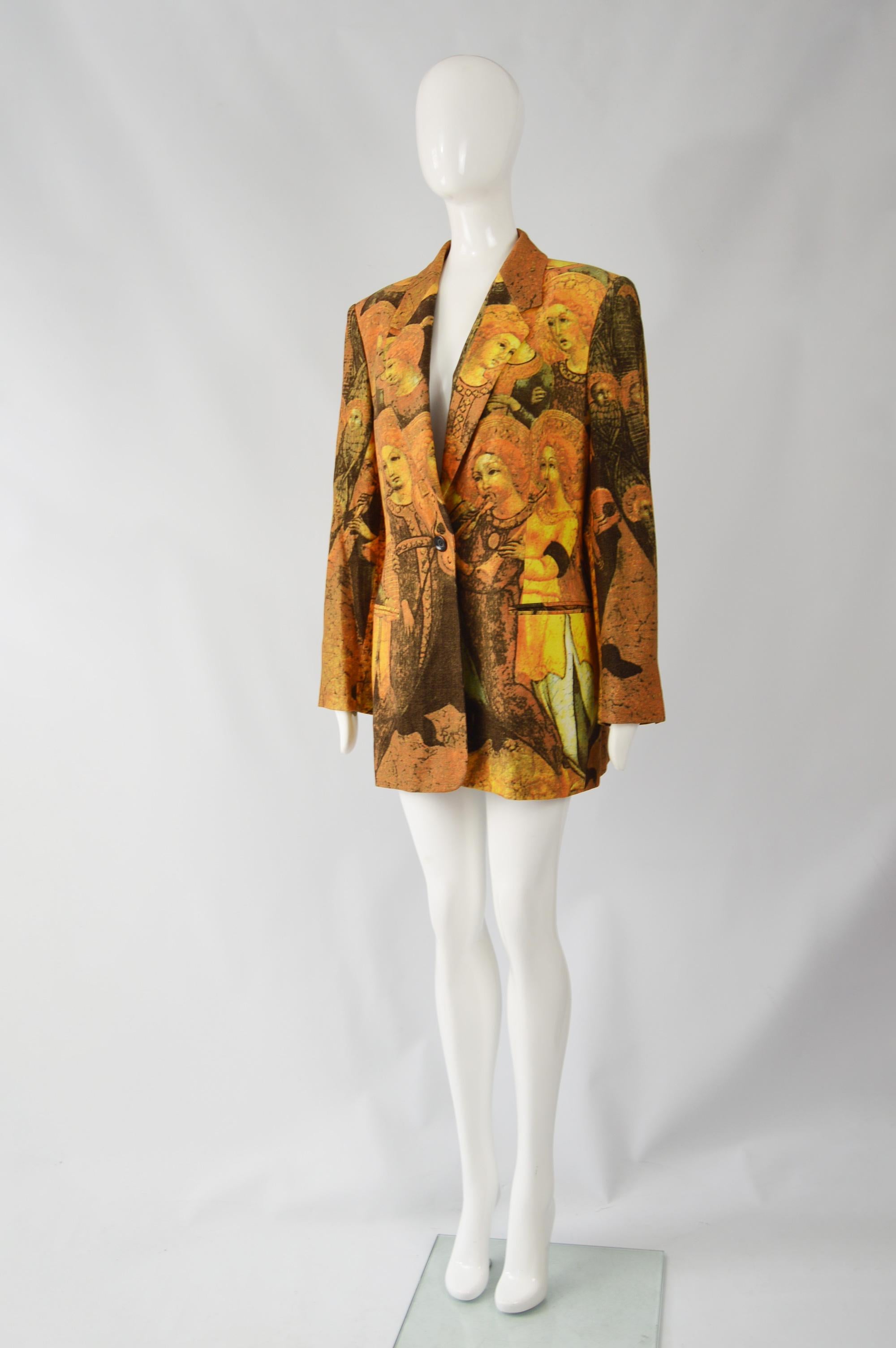 Laurél by Escada Blazer en velours imprimé religieux en vente 1