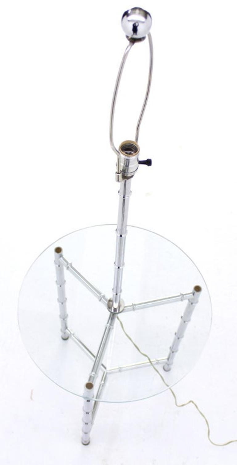 20ième siècle Lampe Laurel Faux Bambou avec table en vente