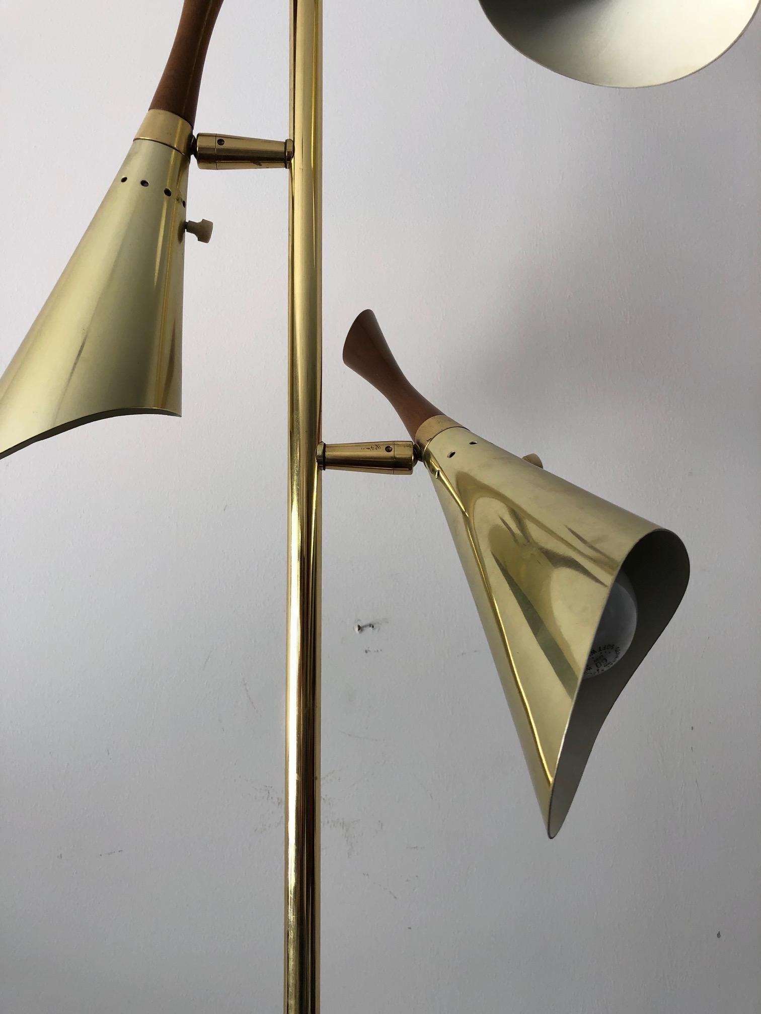 Mid-Century Modern Laurel Floor Lamp with Pivoting Shades For Sale