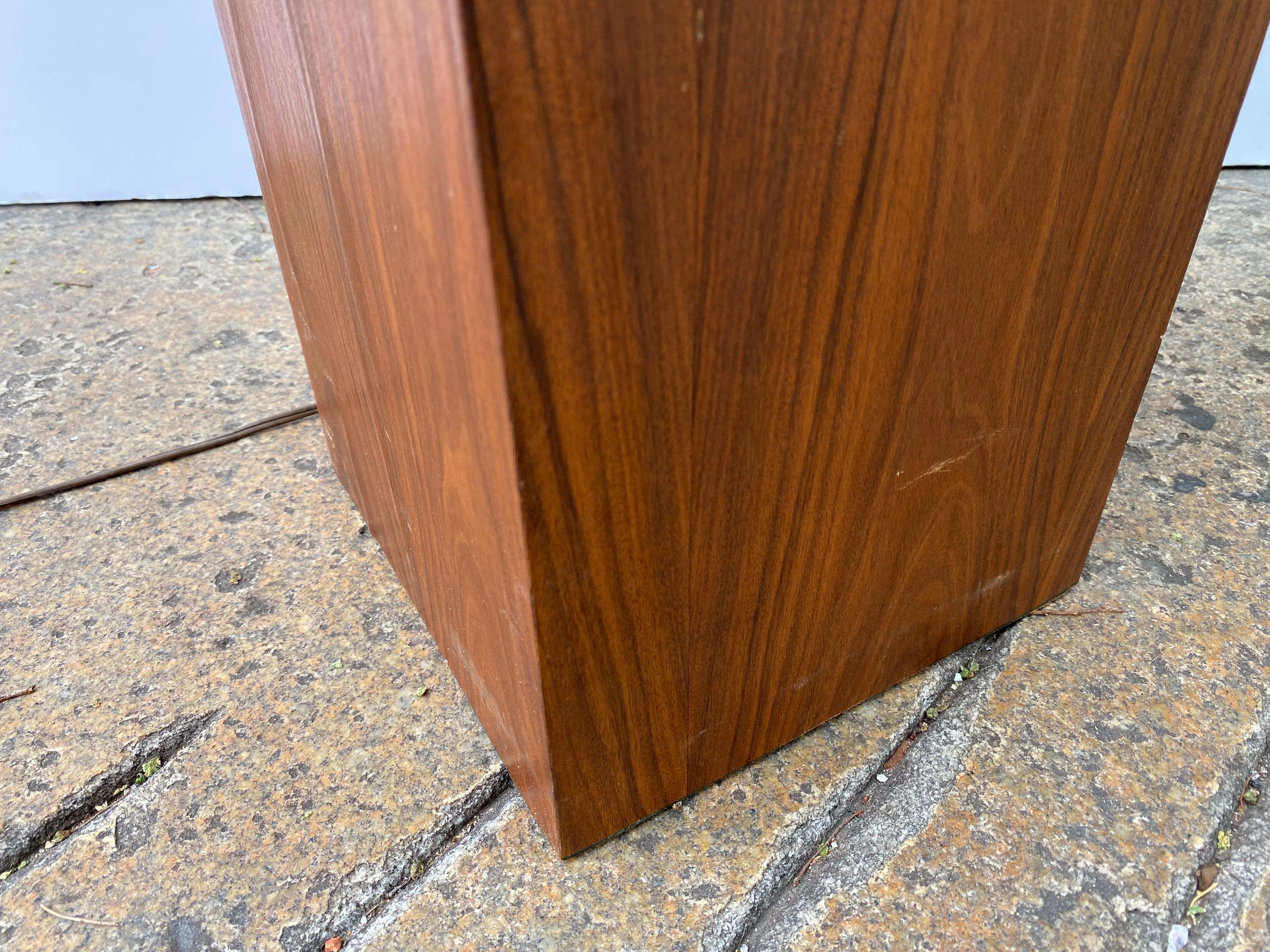 Laurel Globe Walnut and Aluminum Floor Lamp In Good Condition In Philadelphia, PA