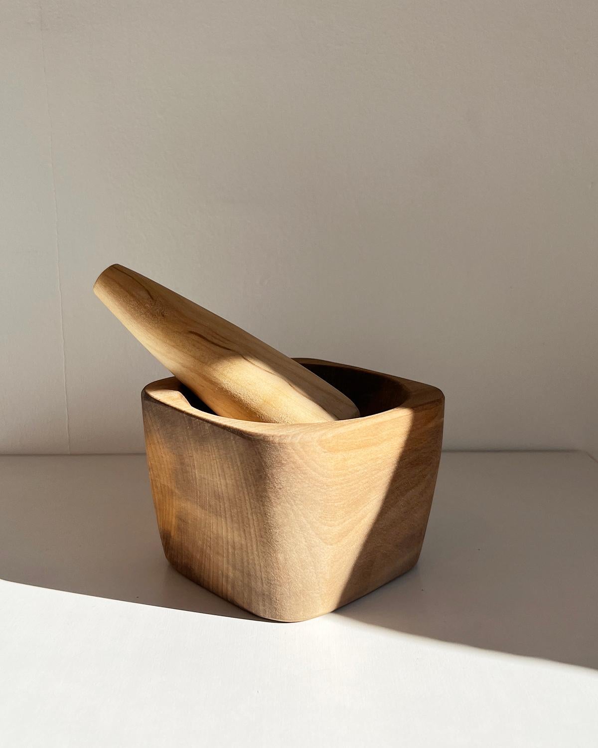 Chilean Laurel Hand Carved Solid Wood Mortar and Pestle For Sale