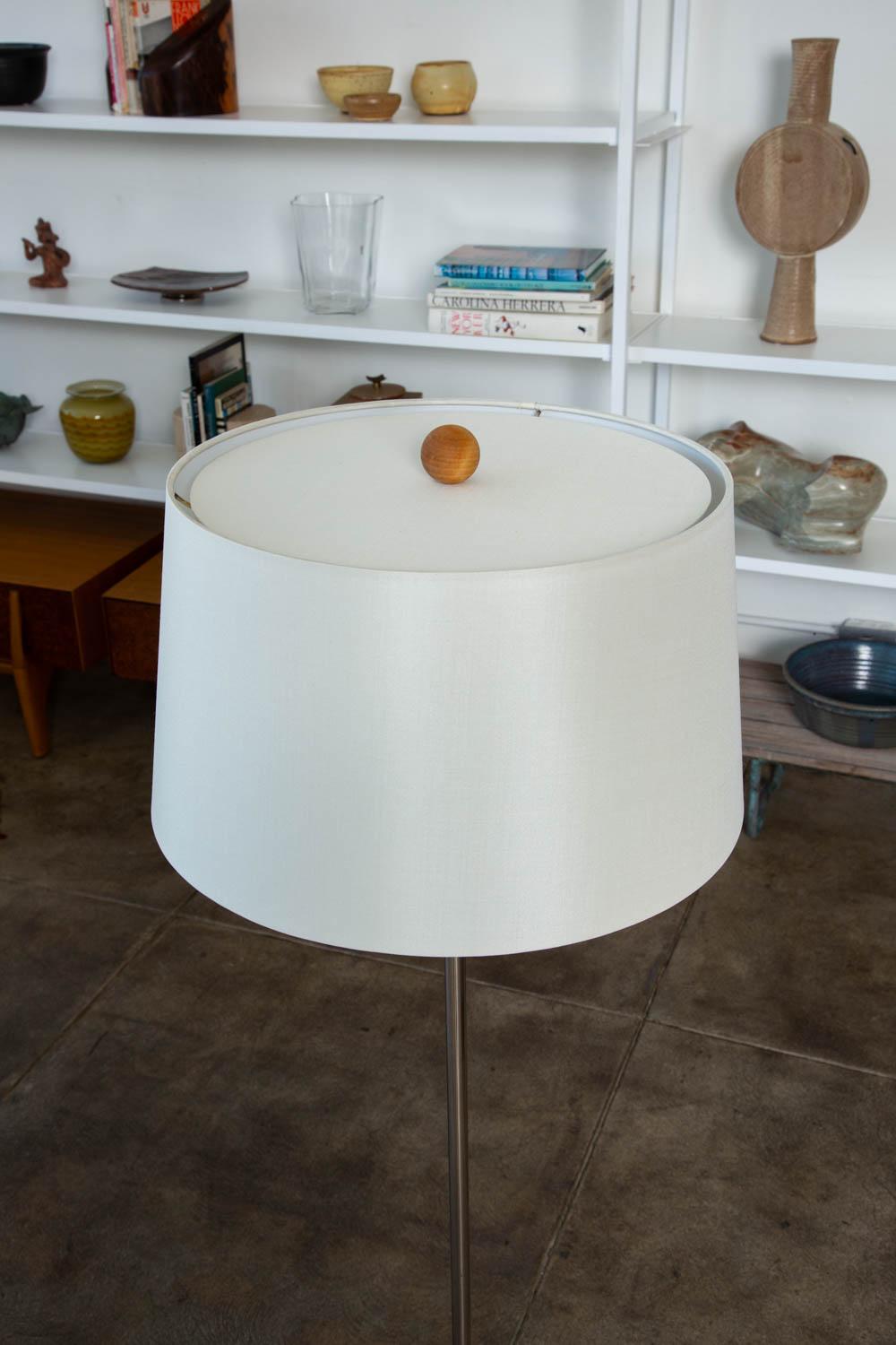 Laurel Lamp Co. Chrome Floor Lamp with Marble Base In Excellent Condition In Los Angeles, CA