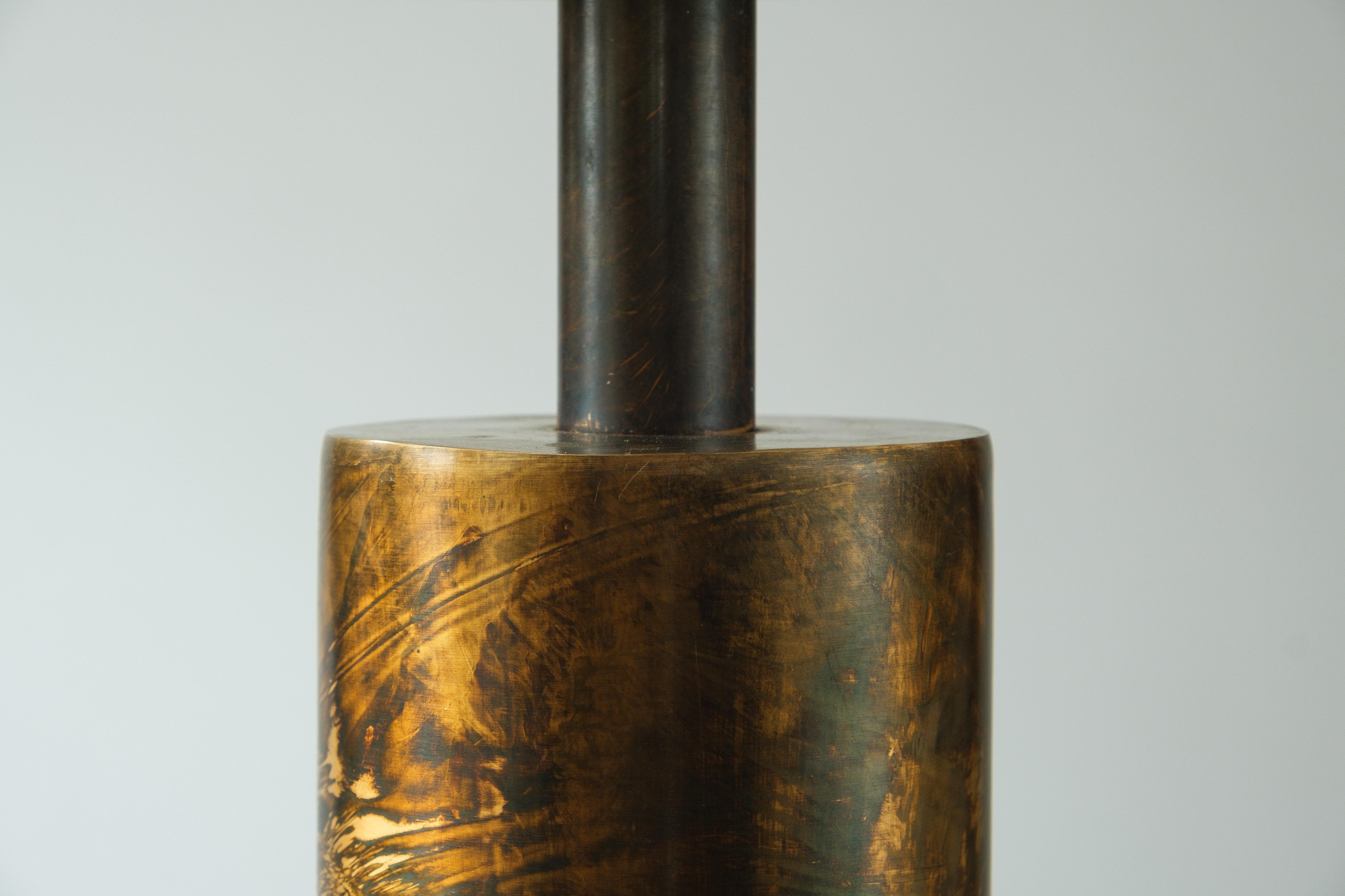 Laurel Lamp Co. H-890 Acid Etched Brass With Leather Base Cuff Table Lamp 4
