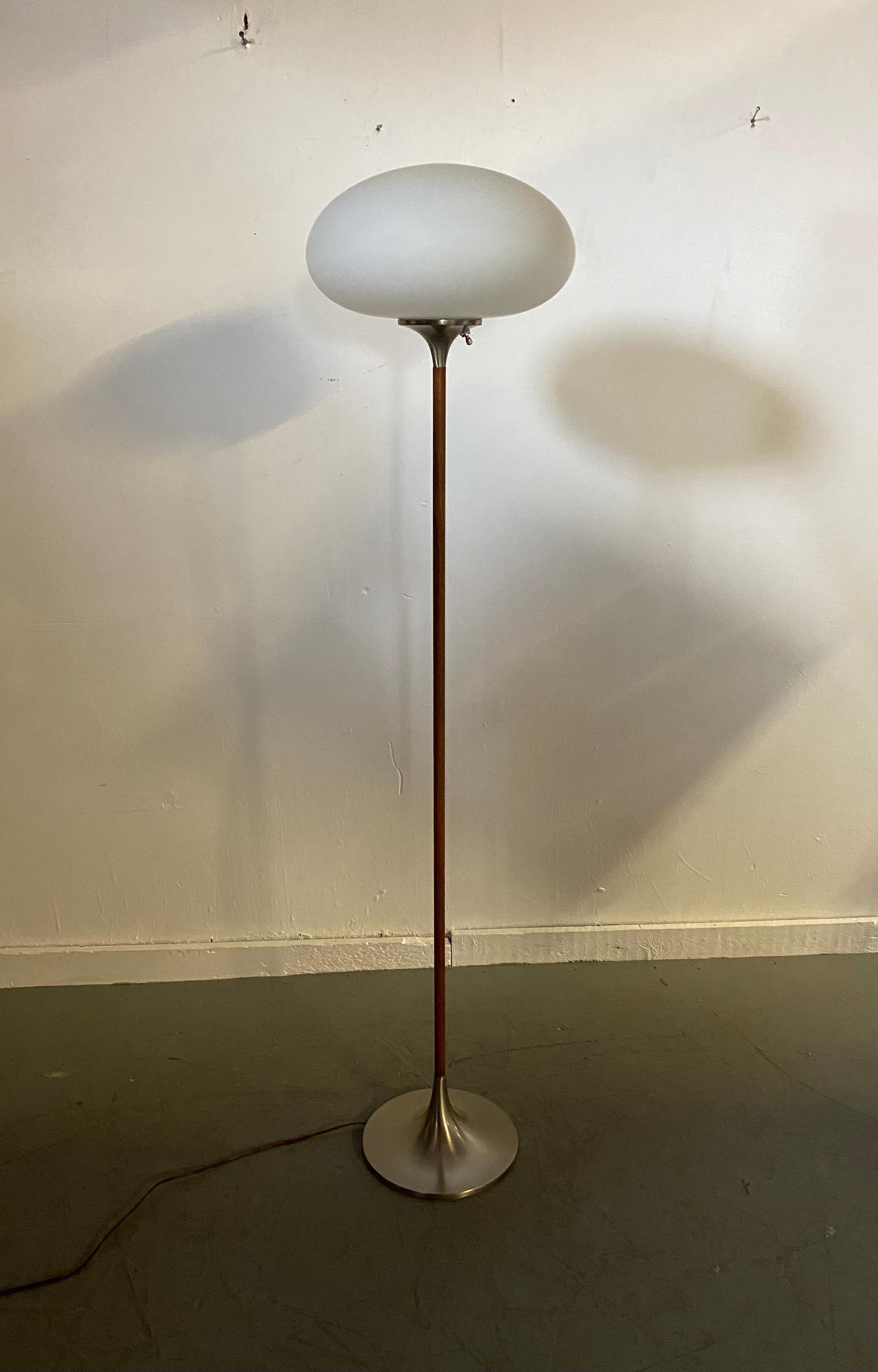 Laurel Lamp Co. Mid-Century Modern Mushroom Metal and Rosewood Floor Lamp In Good Condition In Buffalo, NY
