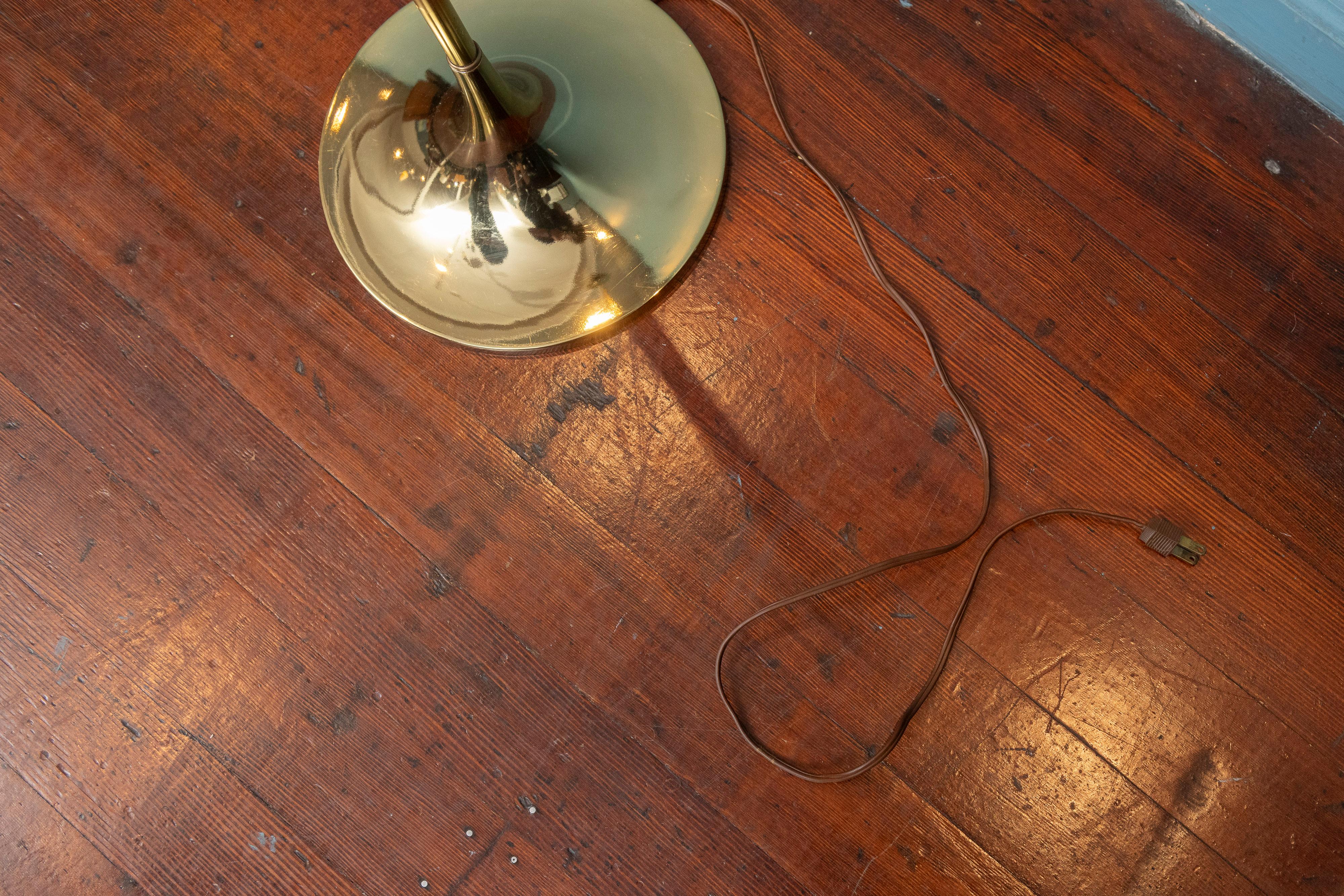 Laurel Lamp Company Brass Floor Lamp 2