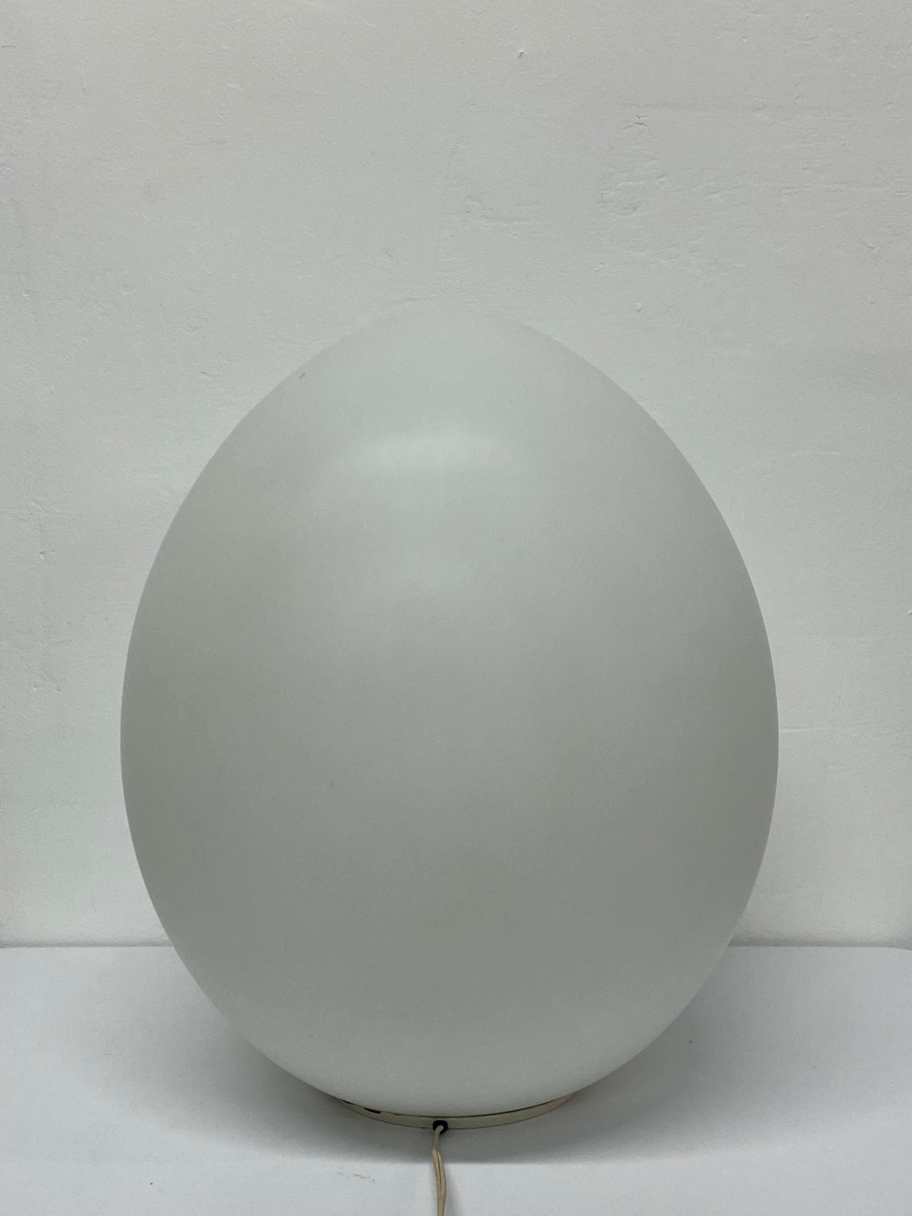 American Laurel Lamp Company Large Frosted Glass Egg Lamp