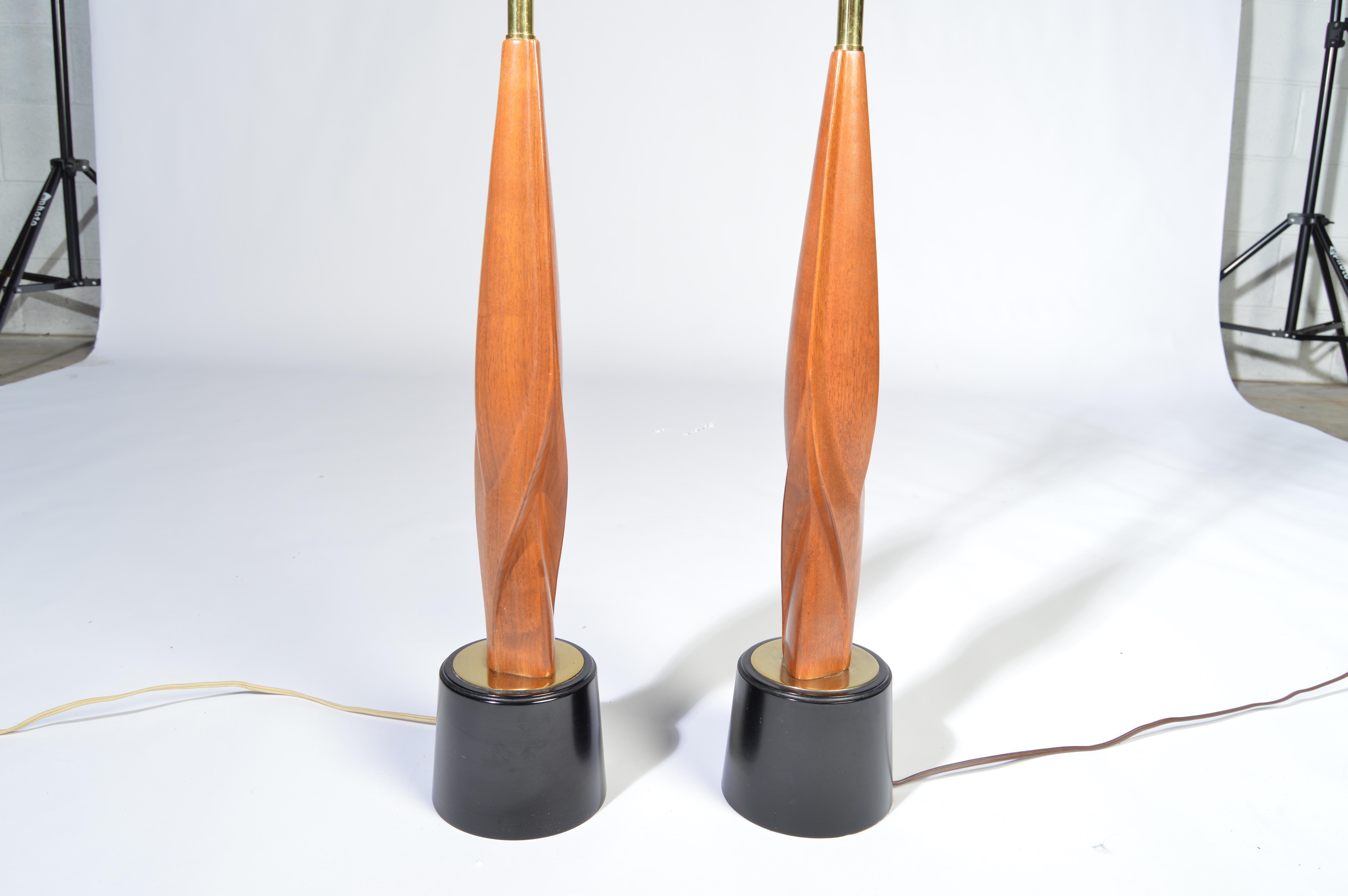 Mid-Century Modern Laurel Lamp Company Midcentury Sculptural Walnut Table Lamps, circa 1960