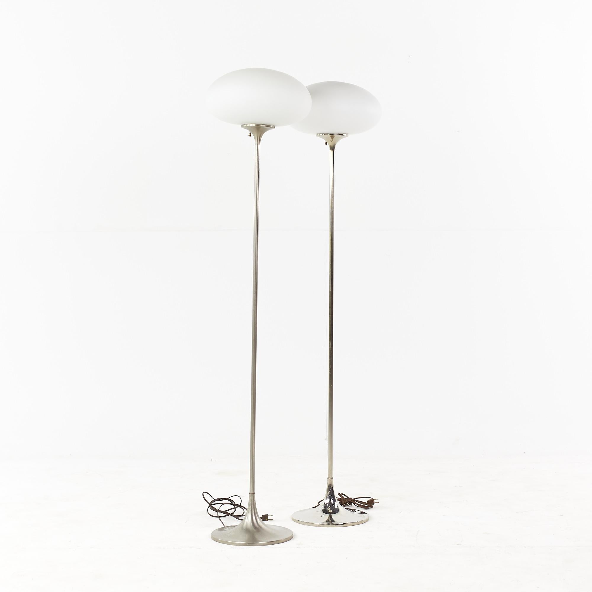 Laurel Lamp Company Mid Century Stainless Steel Tulip Floor Lamp - Pair

Each lamp measures: 12 wide x 12 deep x 56 inches high

This lamp is in Good Vintage Condition with some minor marks, dents, oxidation and film flaking from one of the