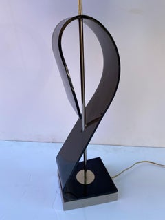 Laurel Lamp Company Molded Lucite Table Lamp
