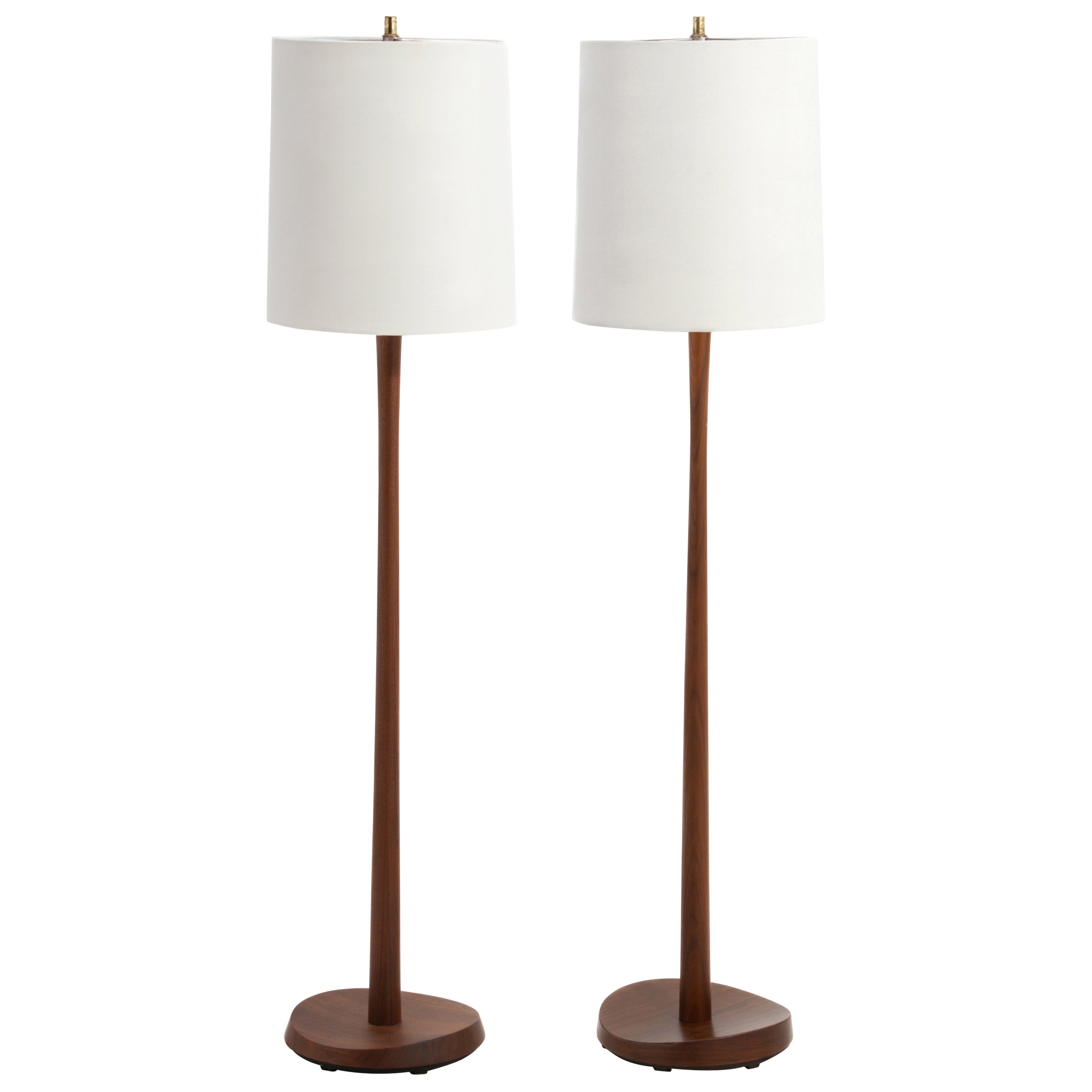 Paire de lampadaires en teck du milieu du siècle Laurel Lamp Company en vente