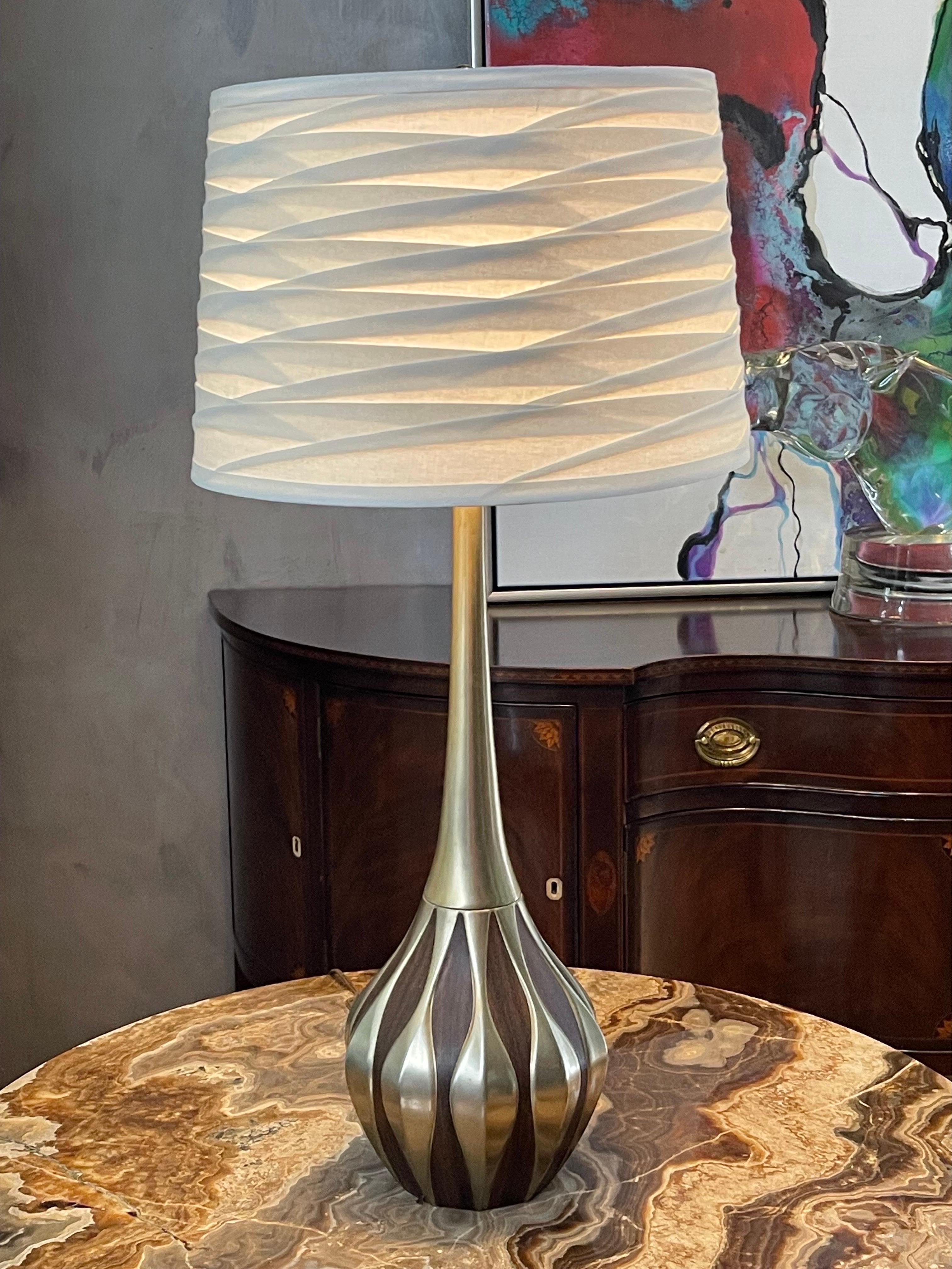 Laurel Lamp, Mid-Century Modern 4