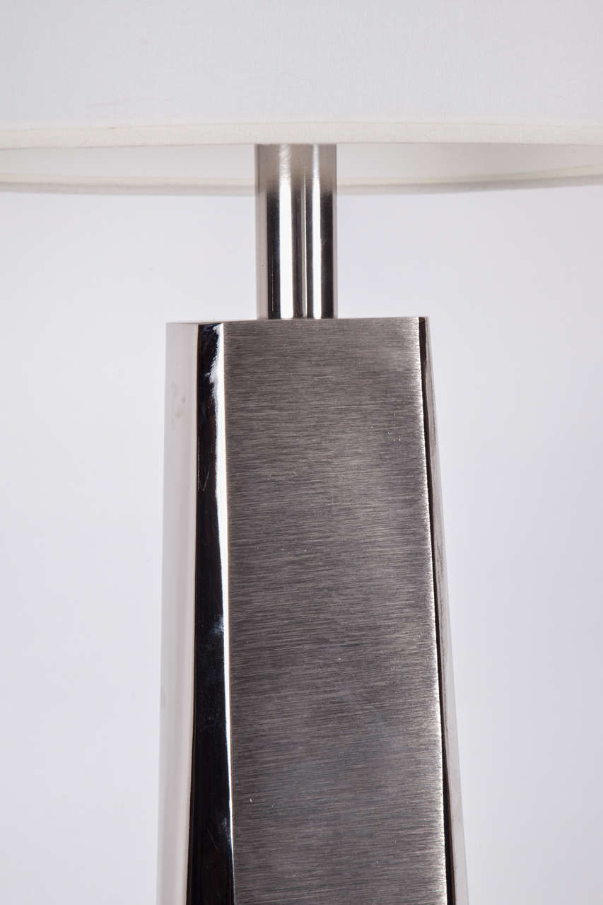 Laurel Modernist Polished Chrome Lamps In Good Condition For Sale In New York, NY